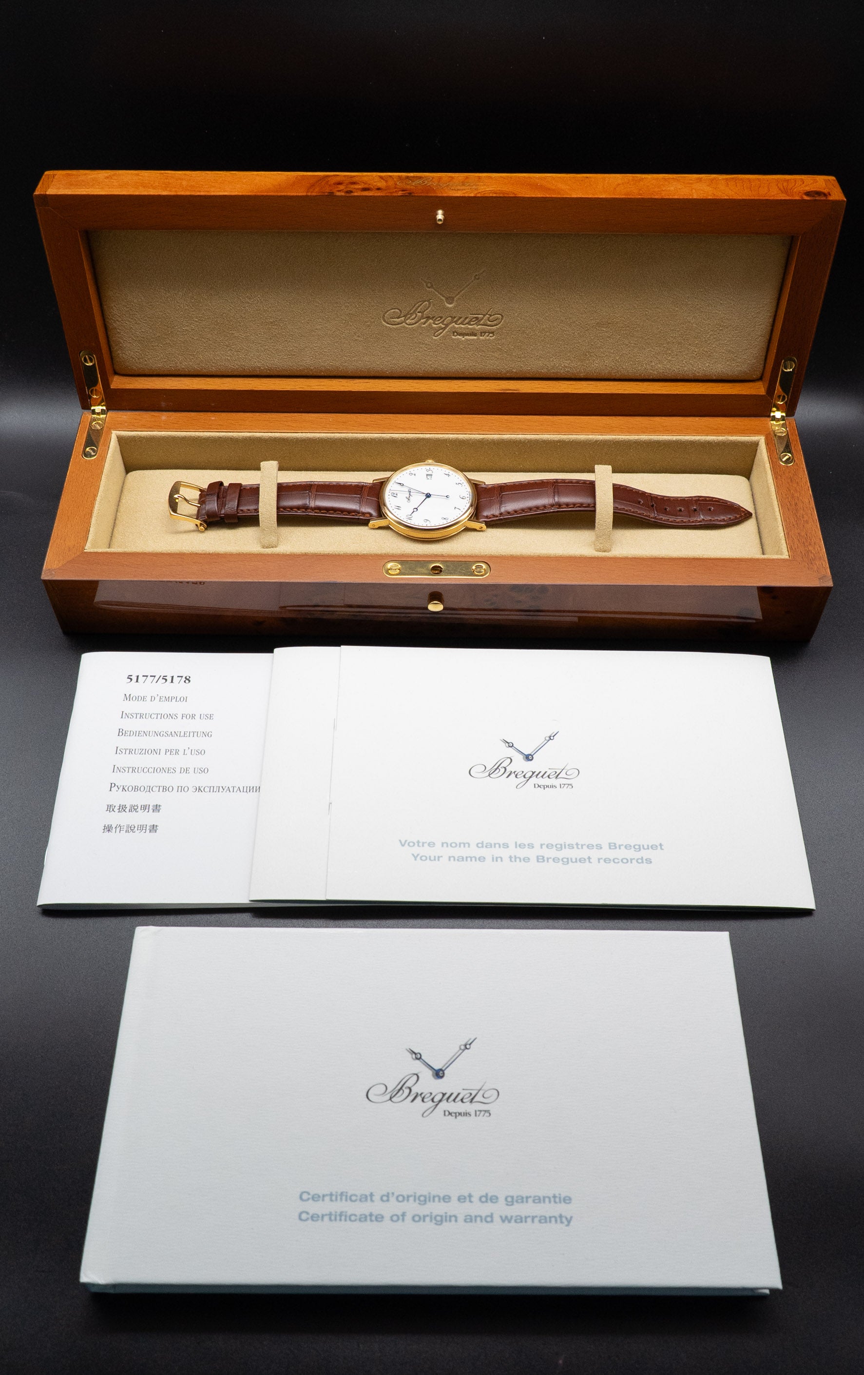 Breguet Classique 5177BA/29/9V6 con quadrante smaltato, FULLSET 2017, scatola e PAPERS