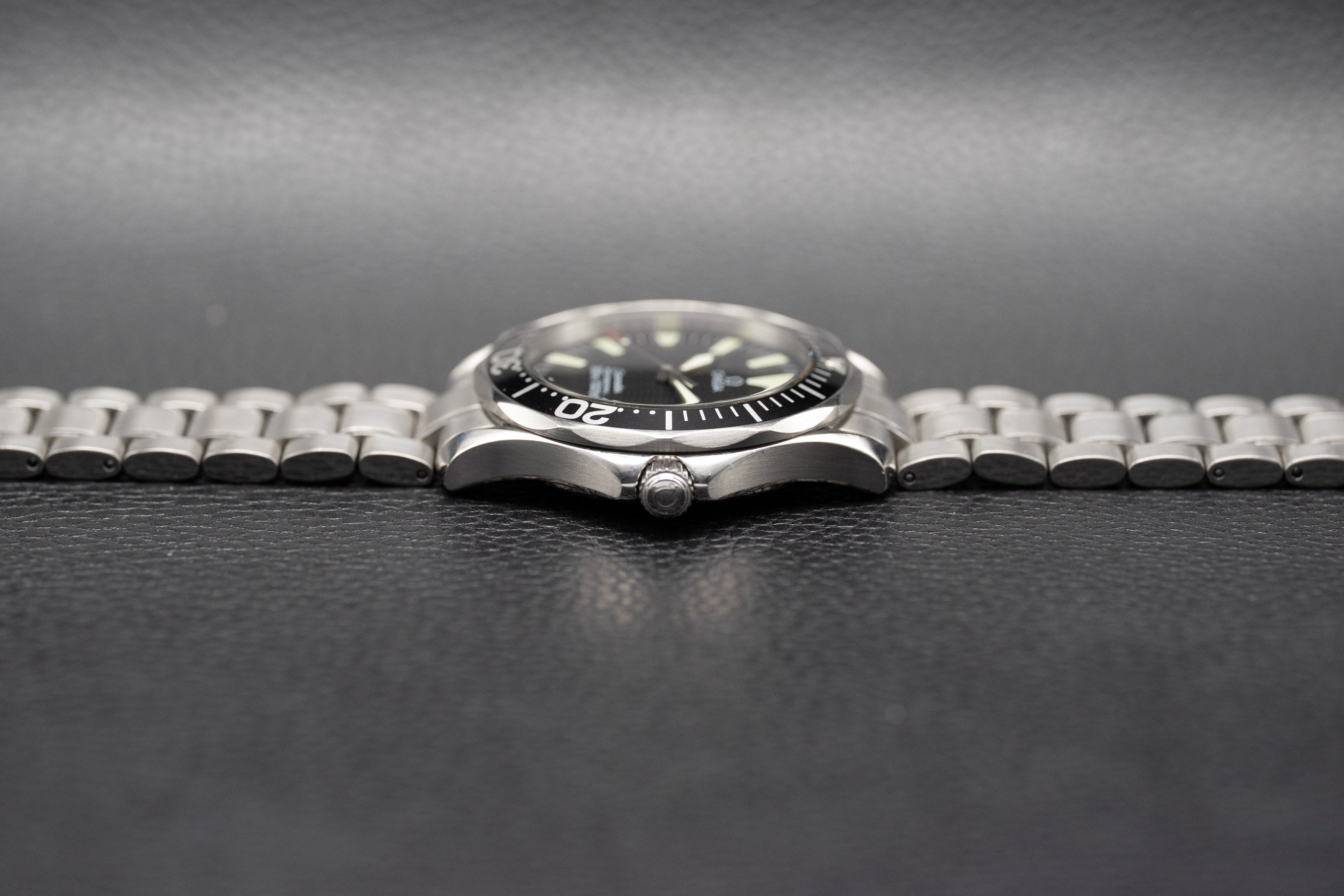Omega Seamaster Diver 300 2264.50 FULLSET 1999 Box + PAPERS