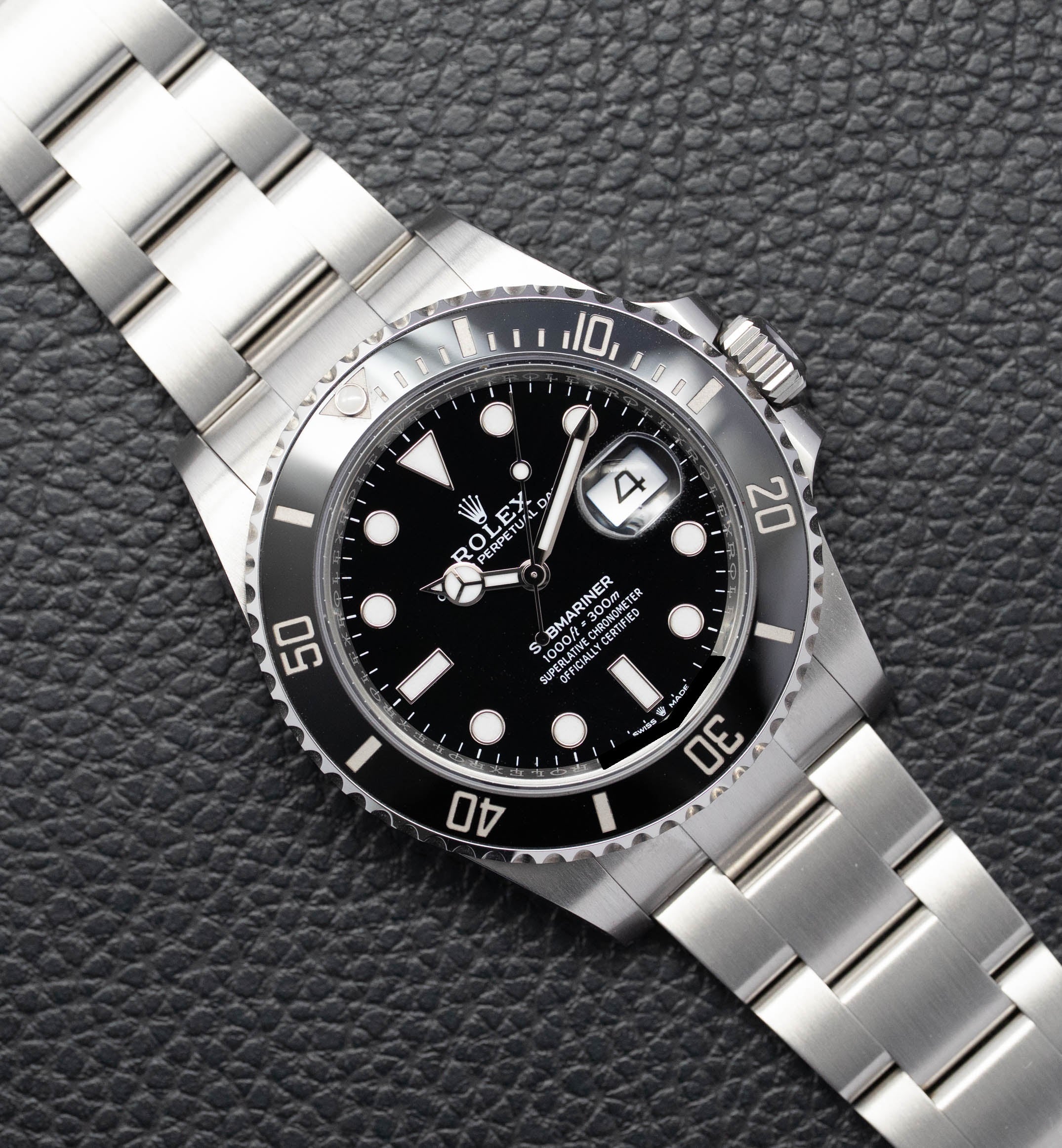 Rolex Submariner Date 126610LN Fullset 2025 Box+Papers