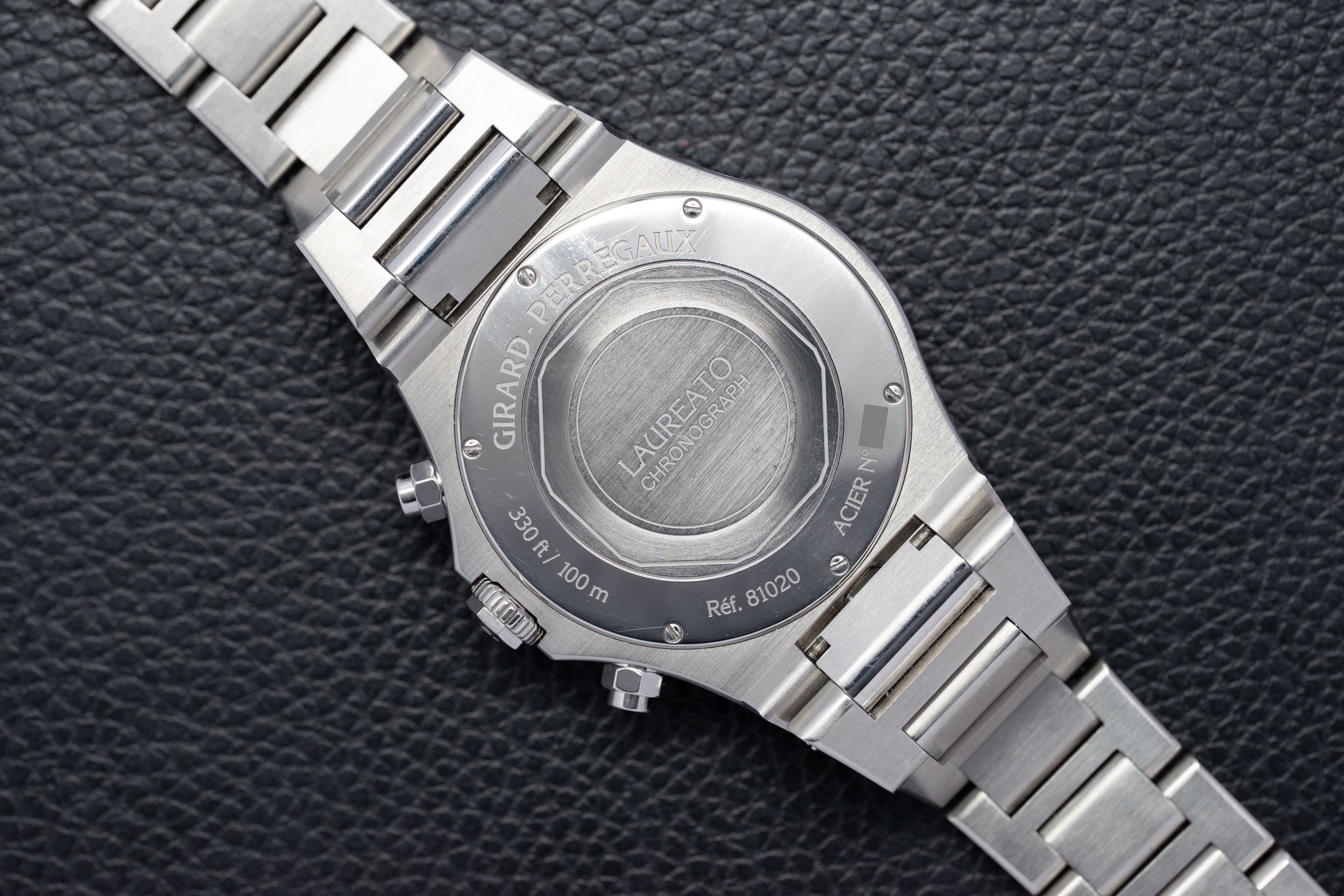 Girard-Perregaux Laureato Chronograph 81020.11.631.11A Fullset 2021 Box+Papers