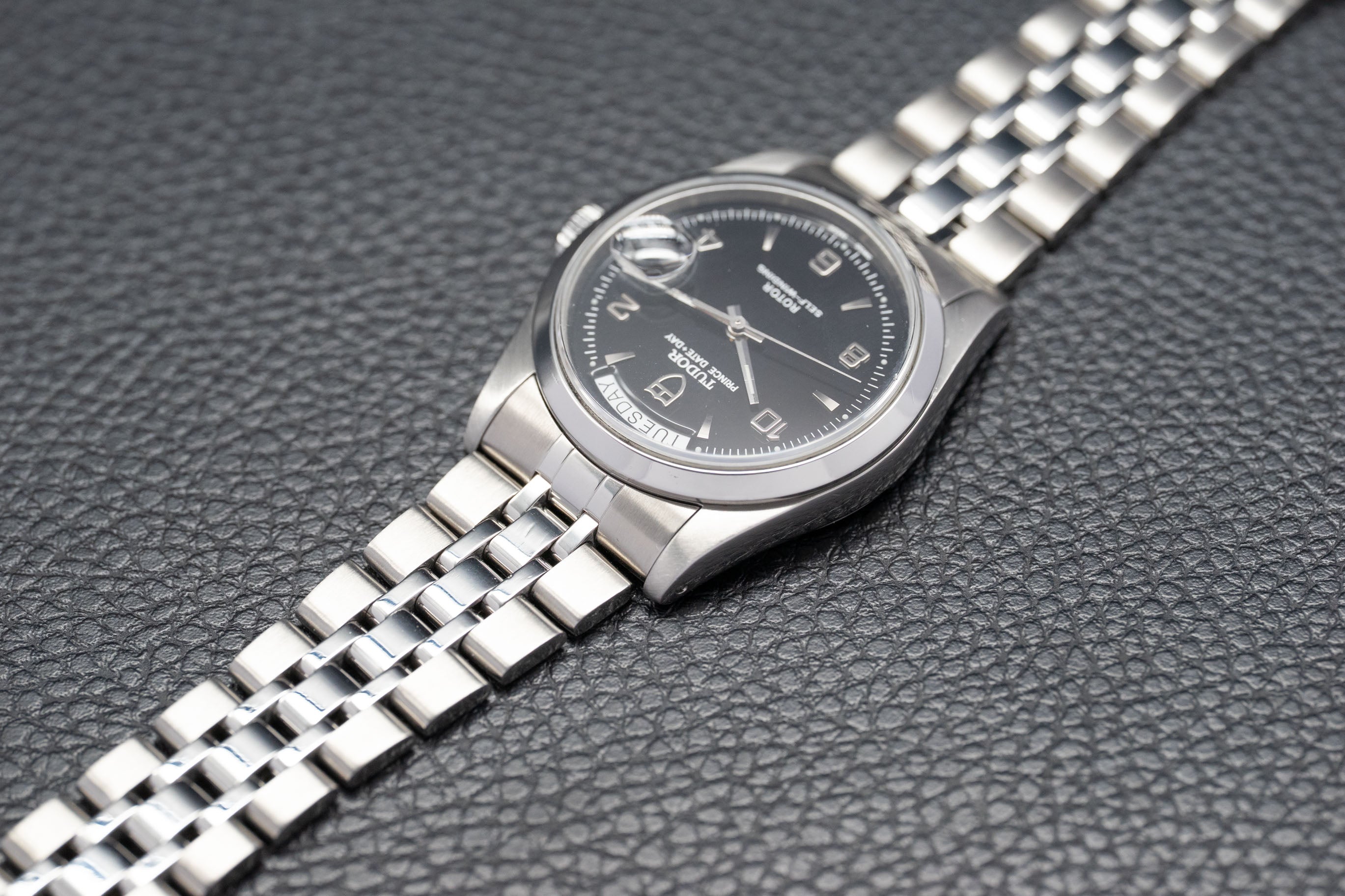 Tudor Date-Day 76200 Black Dial 2010 Papers