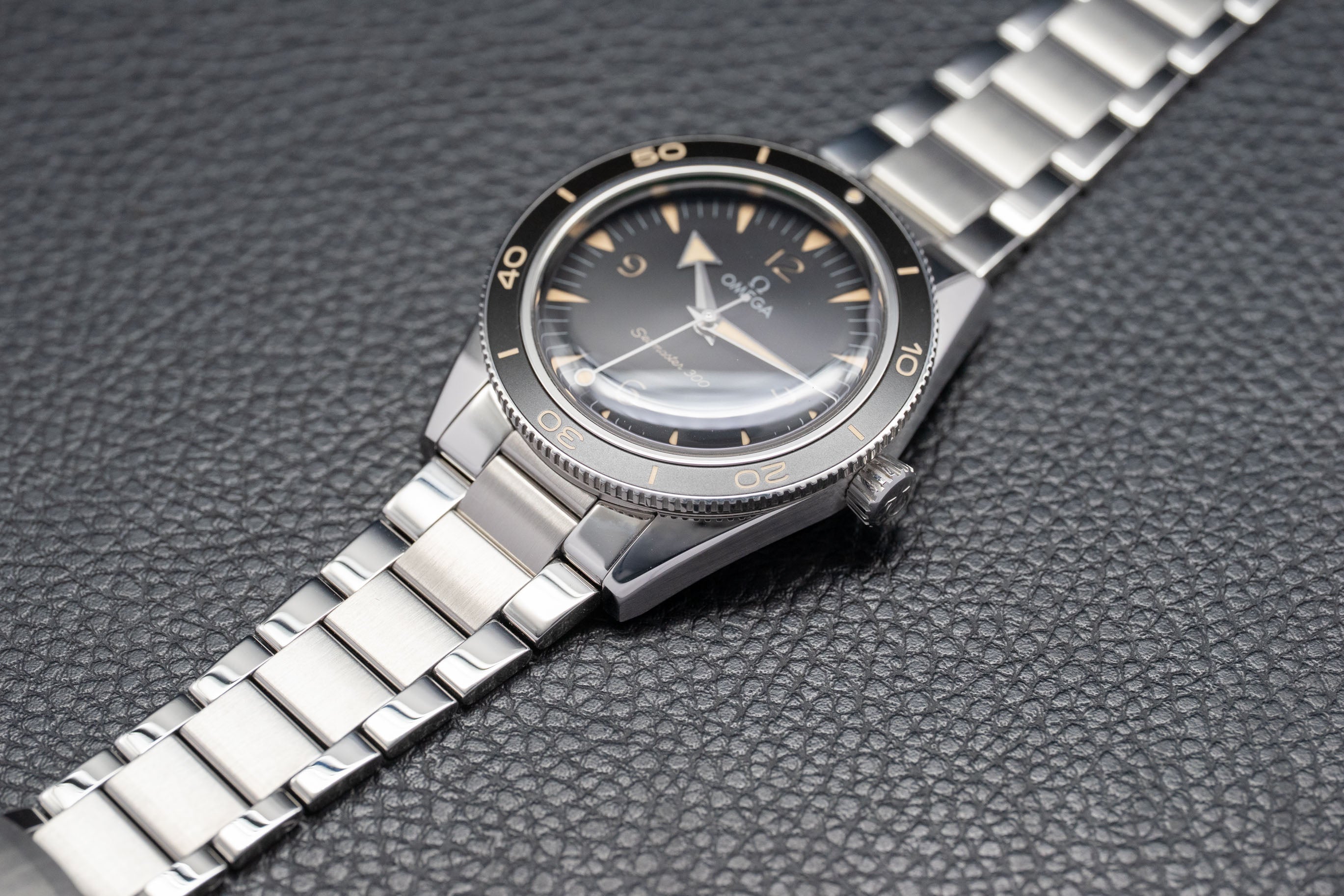 Omega Seamaster 300 234.30.41.21.01.001 Fullset 2024 Box+Papers