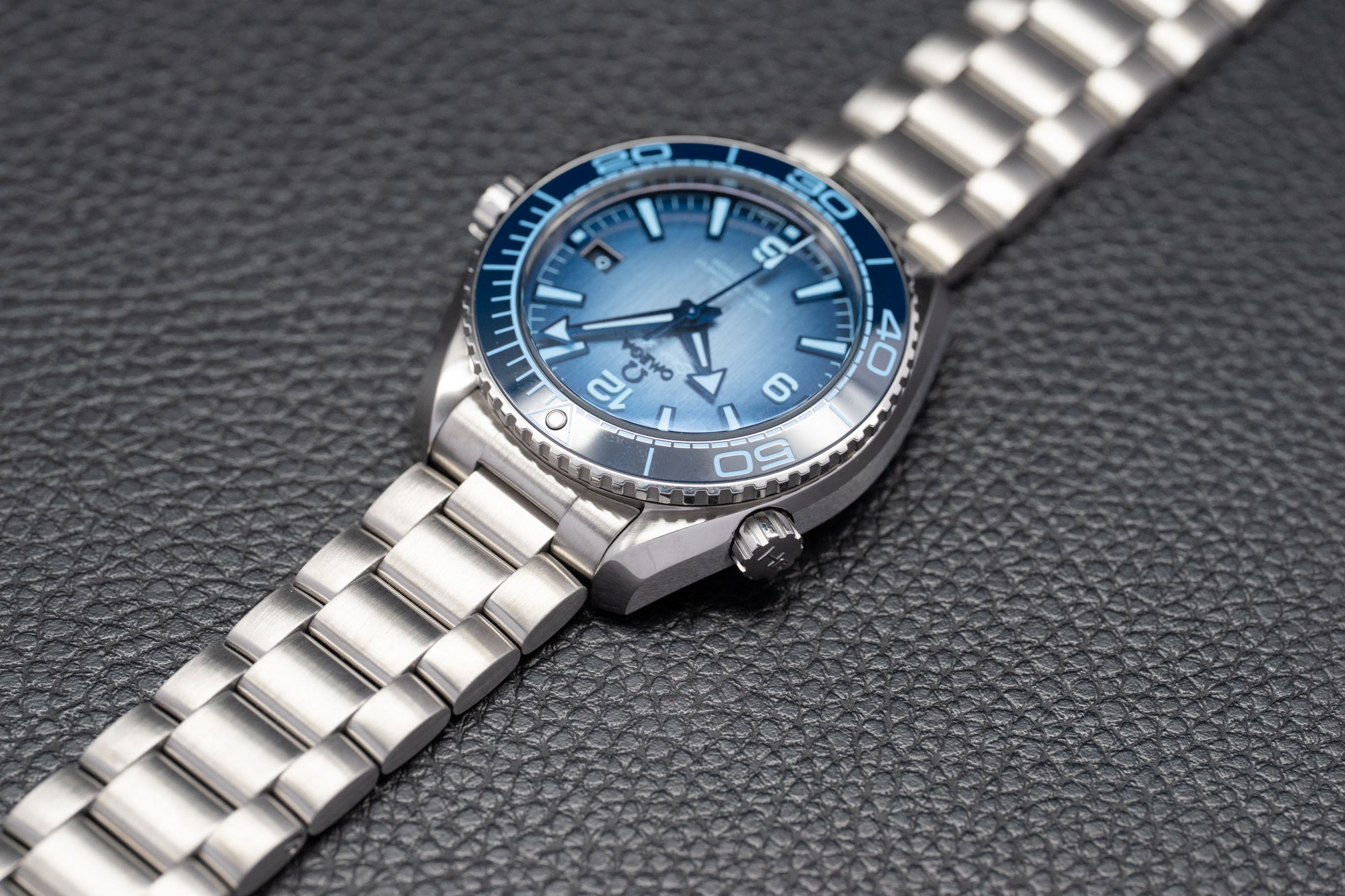 Omega Seamaster Planet Ocean 215.30.40.20.03.002 Fullset 2026 Box+Papers NEW