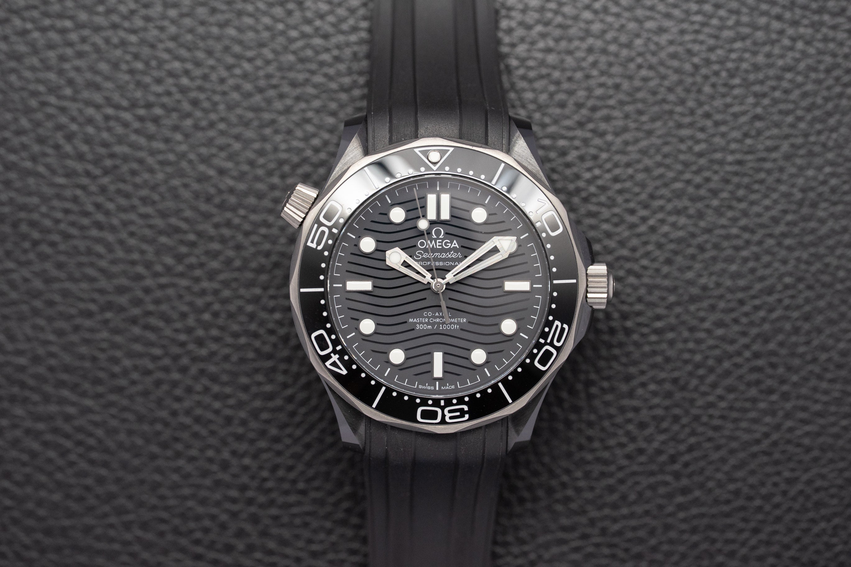 Omega Seamaster Planet Ocean Deep Black 210.92.44.20.01.001 Fullset 2022 Box+Papers