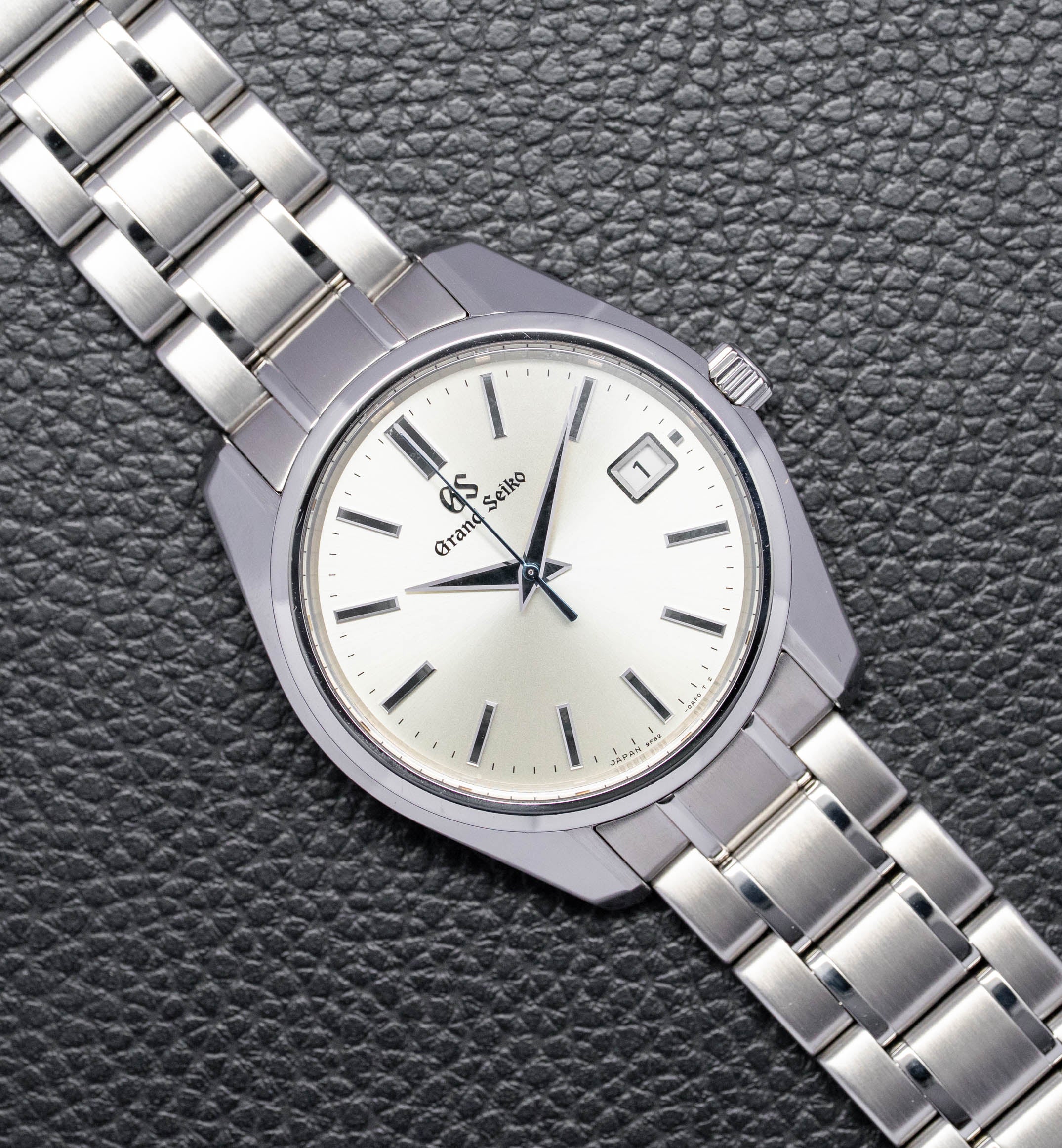 Grand Seiko 9F Quartz SBGV205/9F82-0AA0 Fullset 2017 Box+Papers