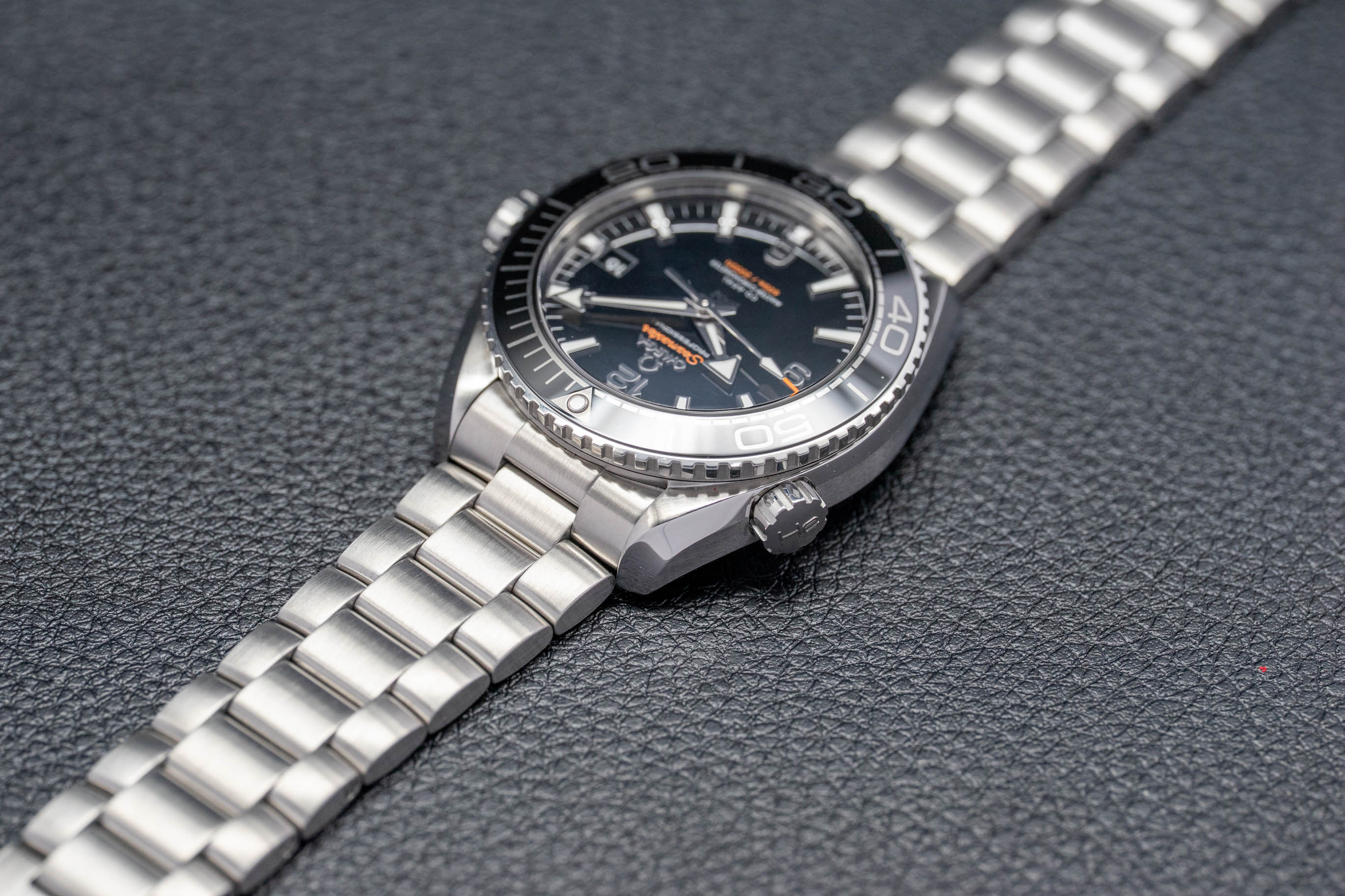 Omega Seamaster Planet Ocean 215.30.44.21.01.001 Fullset 2024 Box+Papers