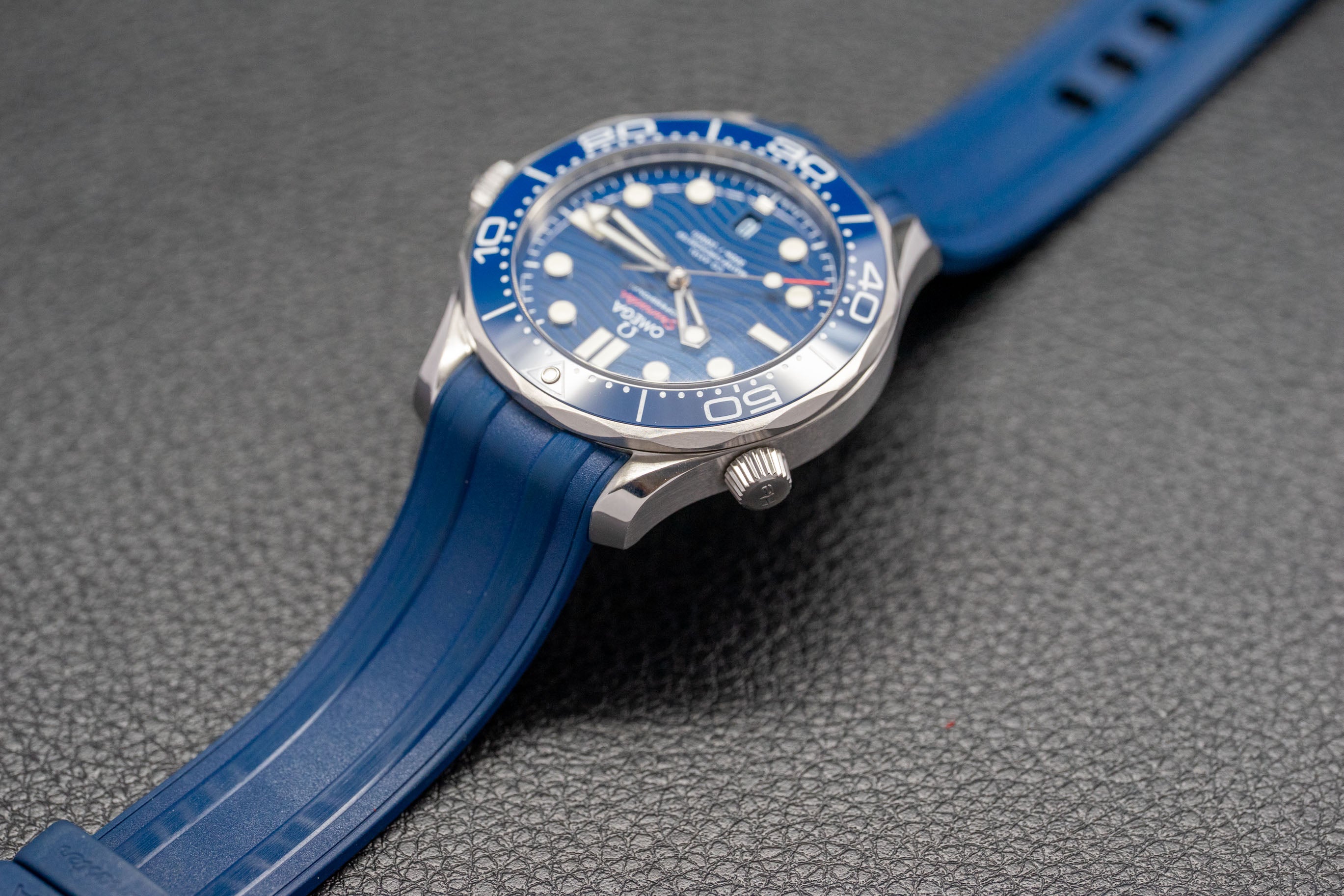 Omega Seamaster Diver 300 210.32.42.20.03.001 Fullset 2019 Box+Papers