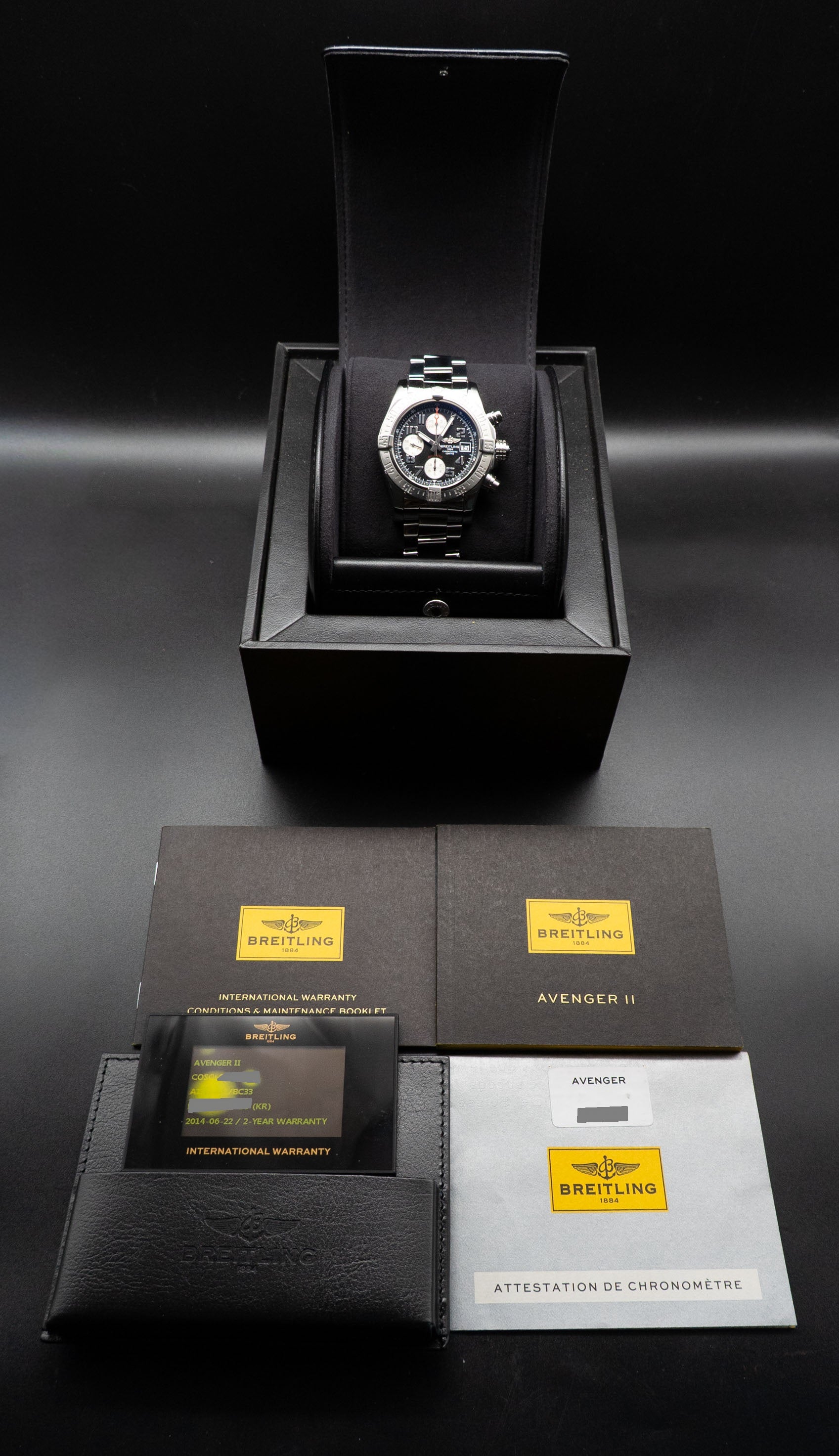 Breitling Avenger II A13381 Fullset 2014 Box+Papers