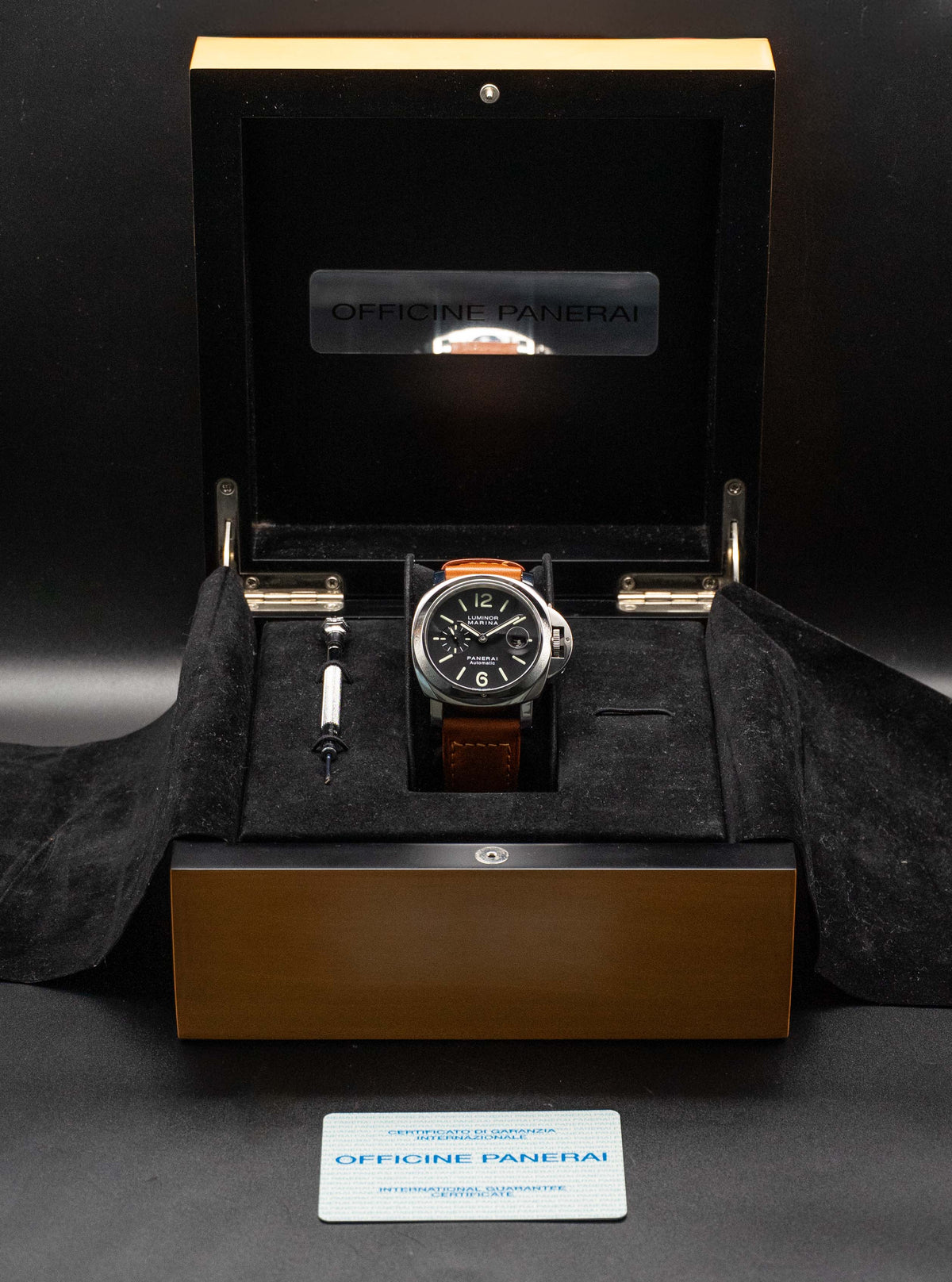 Panerai Luminor Base PAM00104 Fullset 2005 Box+Papers