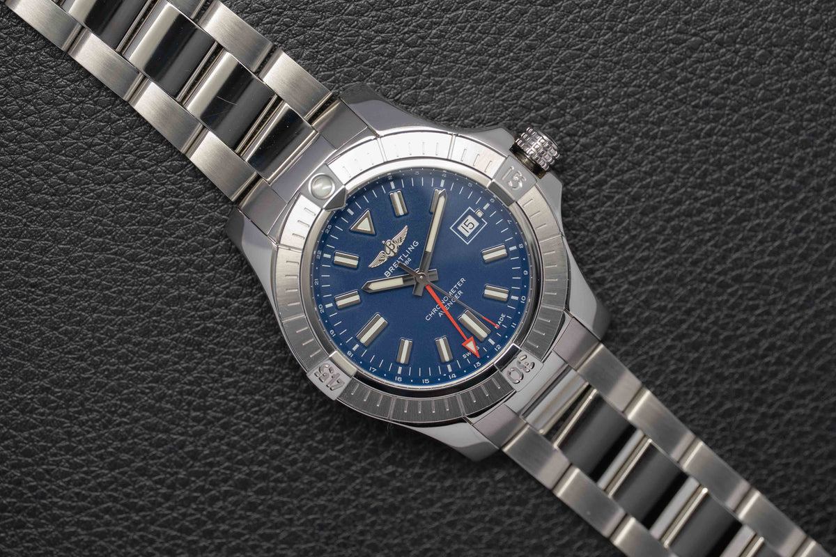 Breitling Avenger GMT II A32395 Fullset 2021 Box+Papers