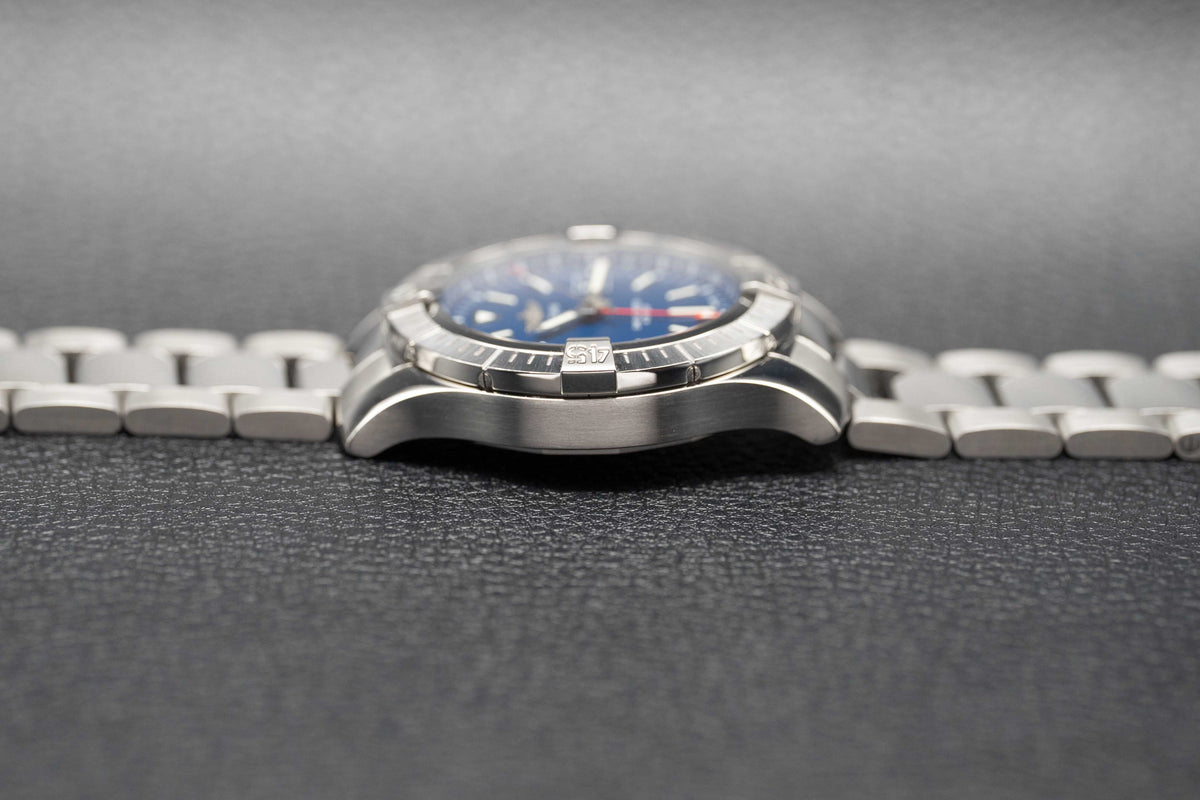 Breitling Avenger GMT II A32395 Fullset 2021 Box+Papers