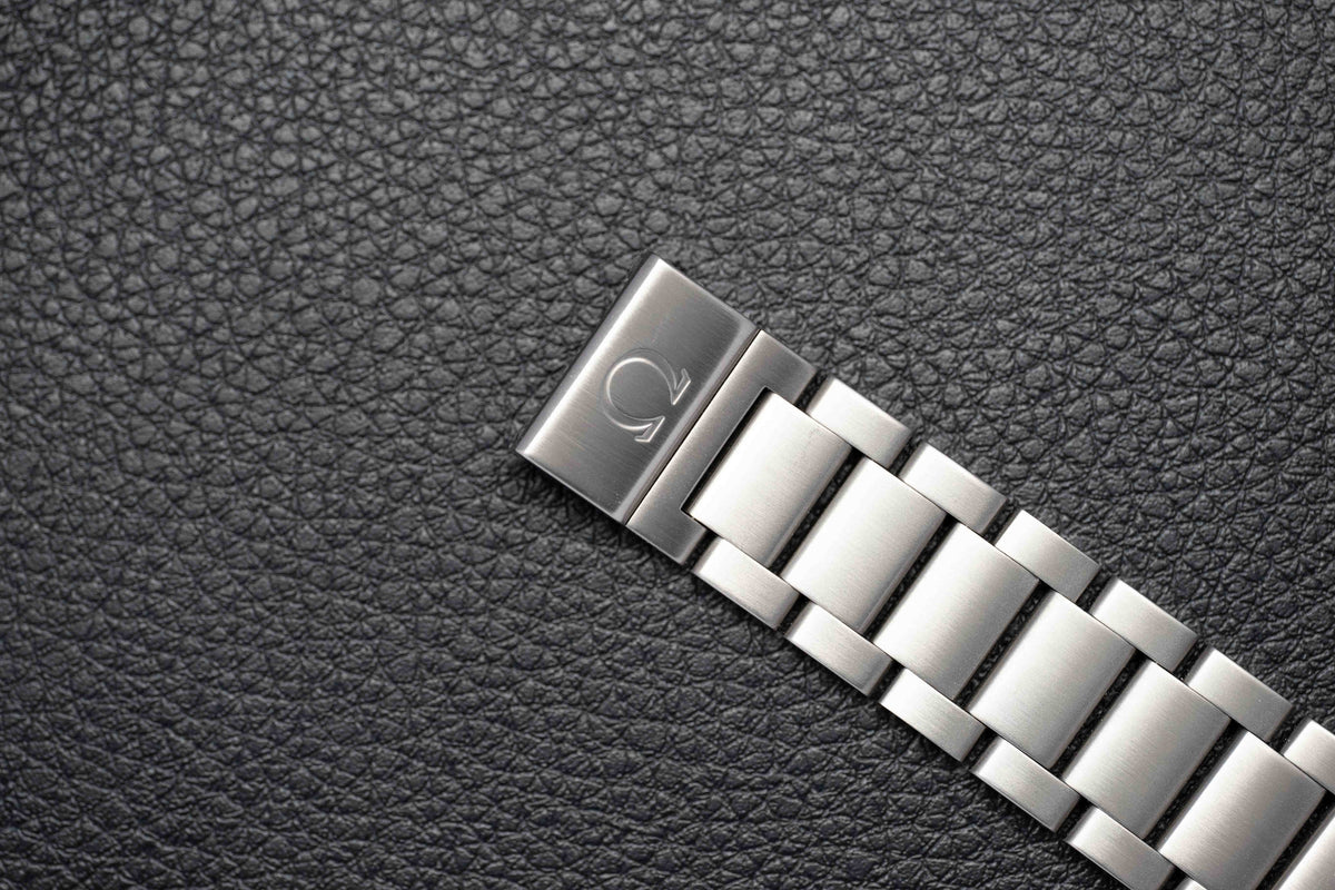 Omega Seamaster Aqua Terra 231.10.42.21.02.001 White Dial 2023 Papers