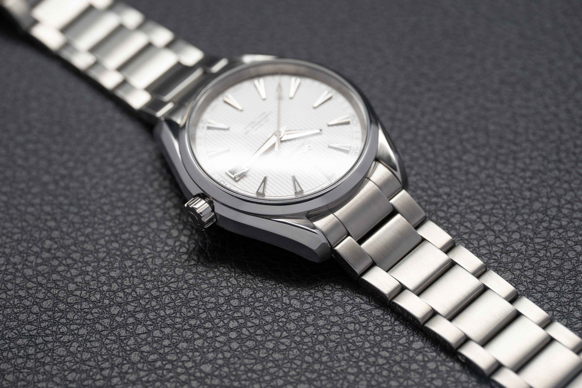Omega Seamaster Aqua Terra 231.10.42.21.02.001 White Dial 2023 Papers