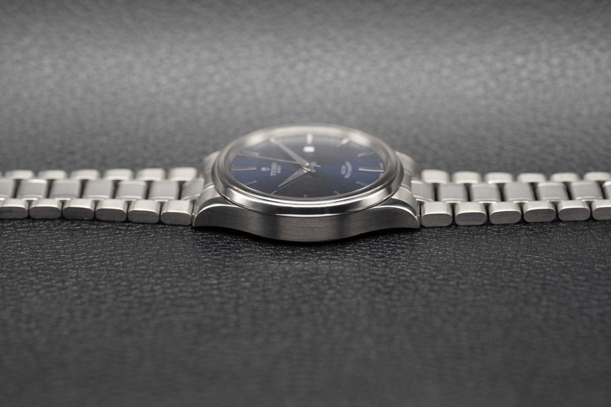 Tudor Style 12700 Blue Dial 2018 Papers