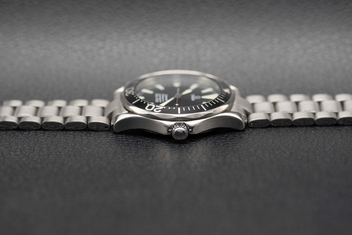 Omega Seamaster Diver 300 2254.50 Black Dial 2006