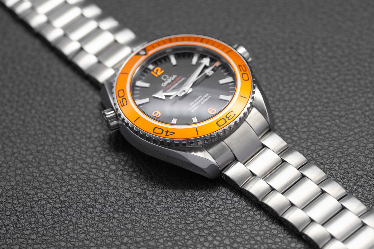 Omega Seamaster Planet Ocean 600M 232.30.46.21.01.002 Black Dial 2014 Papers