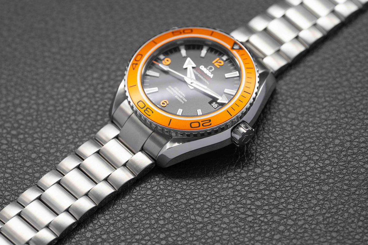 Omega Seamaster Planet Ocean 600M 232.30.46.21.01.002 Black Dial 2014 Papers