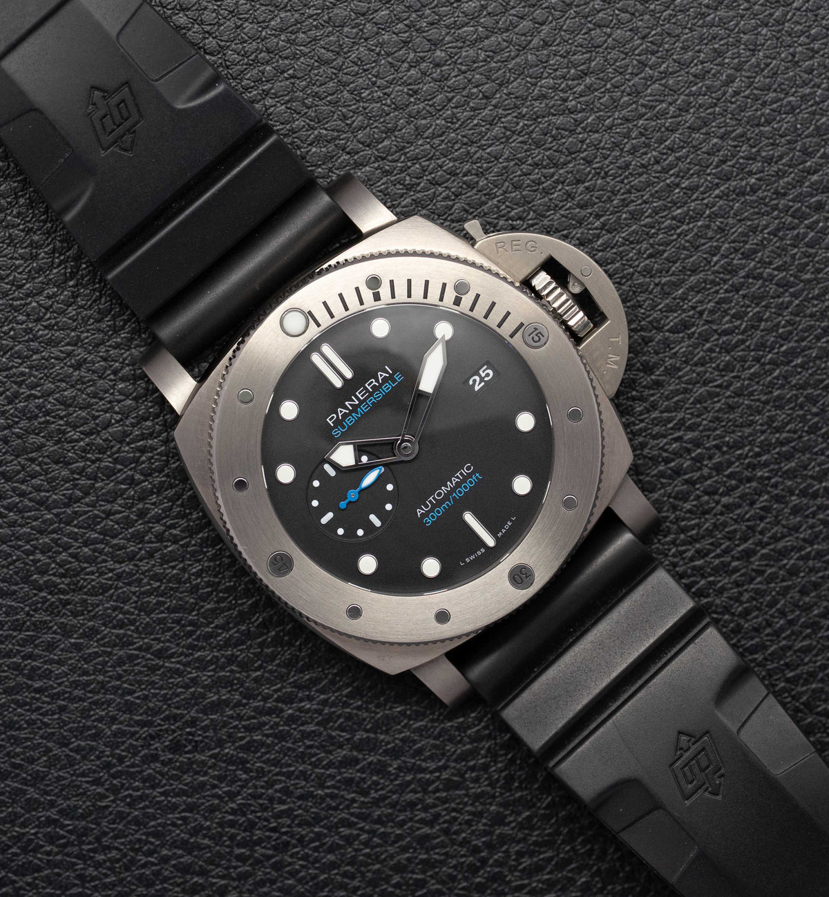 Panerai Luminor Submersible 1950 PAM01305 Fullset 2022 Box+Papers