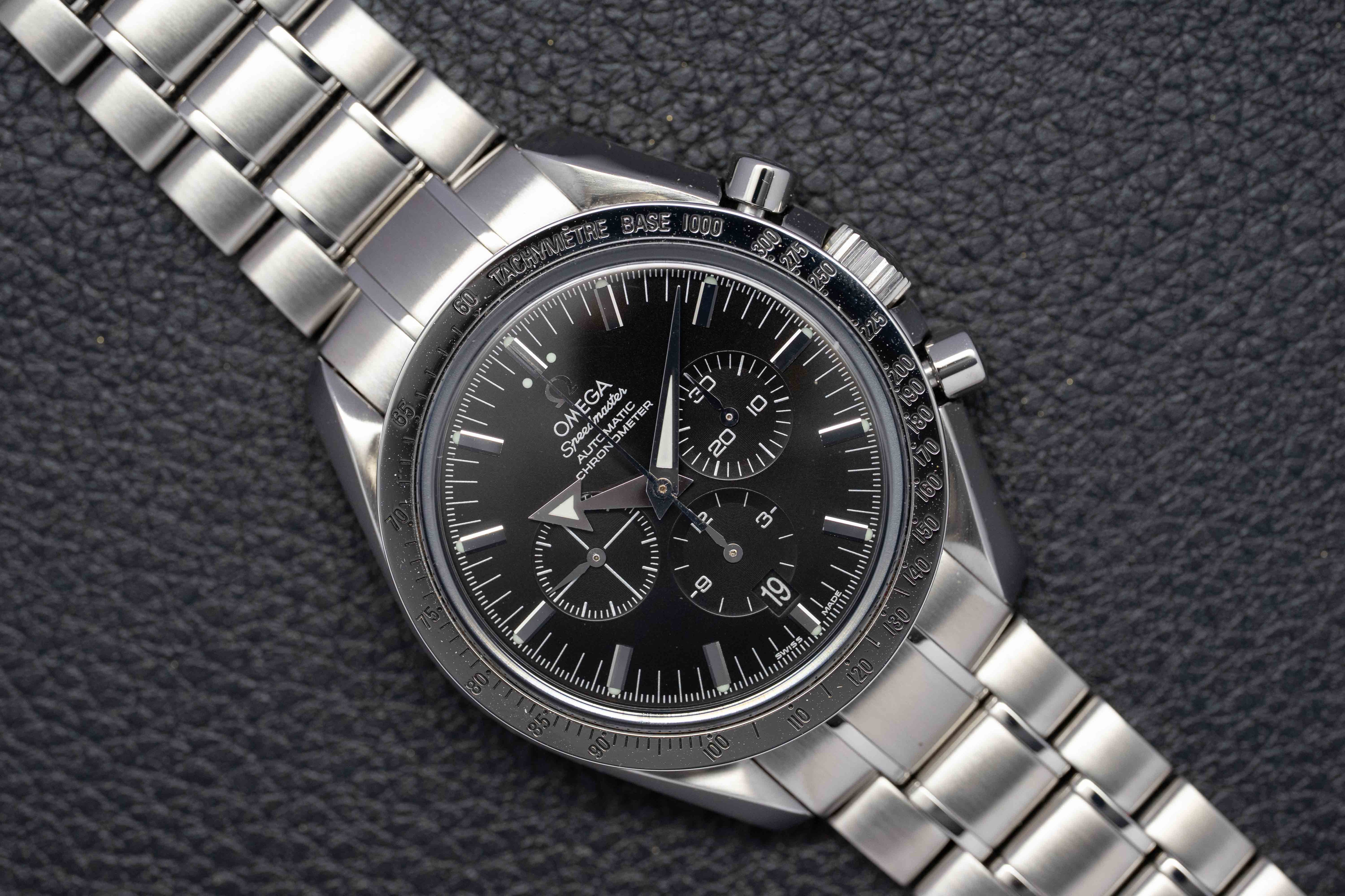 Omega Speedmaster Broad Arrow 3551.50 Black Dial 2004 Papers