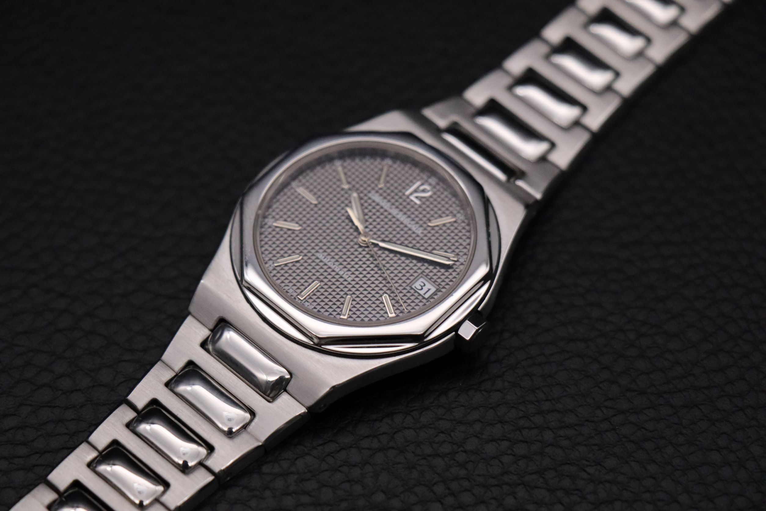 Girard Perregaux Laureato 8010