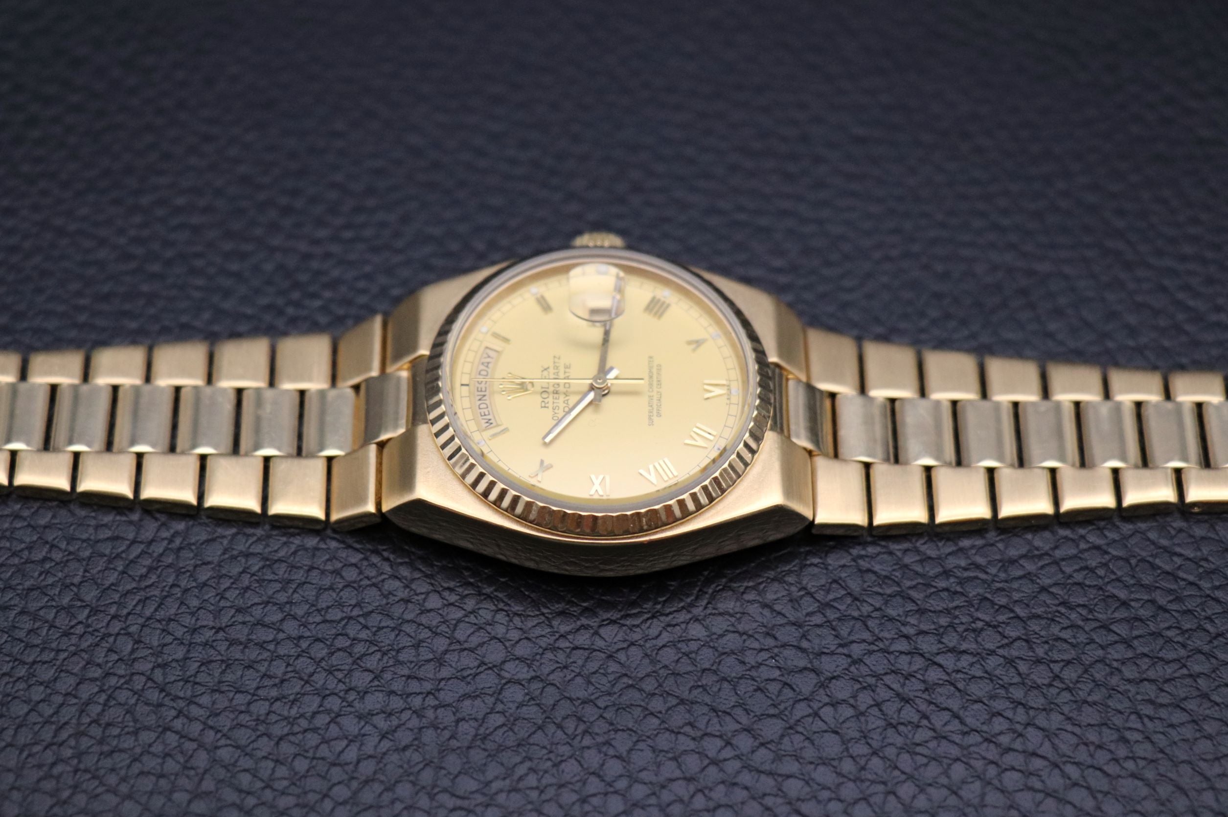 Rolex Day-Date Oysterquartz 19018 Roman Dial