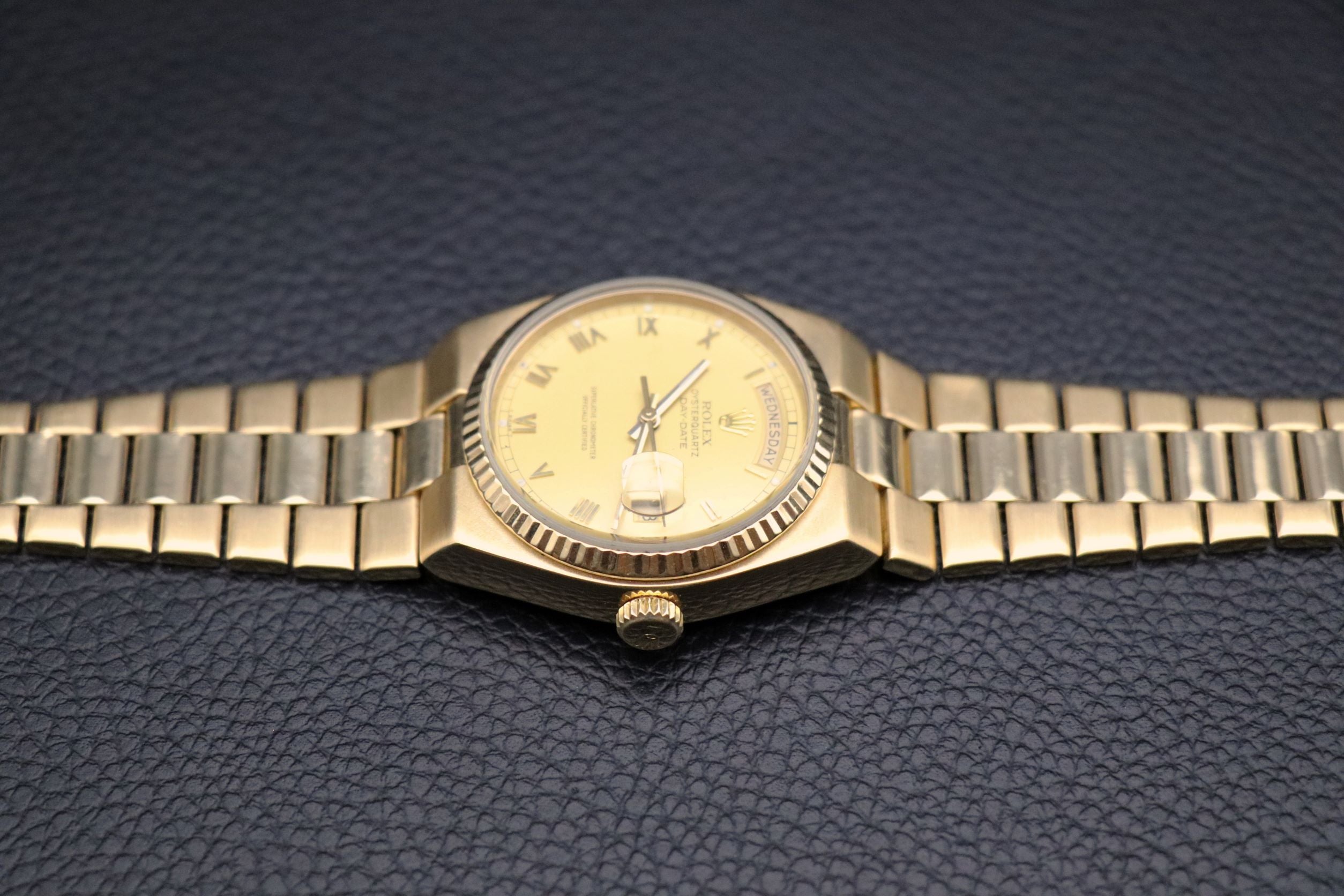 Rolex Day-Date Oysterquartz 19018 Roman Dial