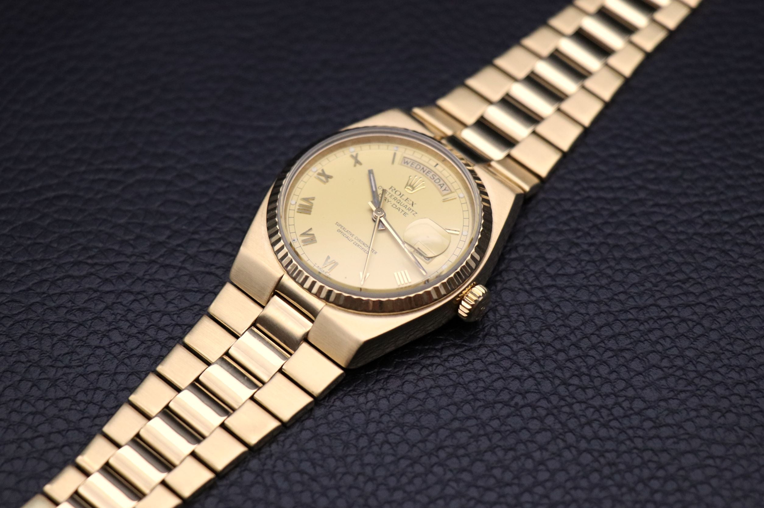 Rolex Day-Date Oysterquartz 19018 Roman Dial