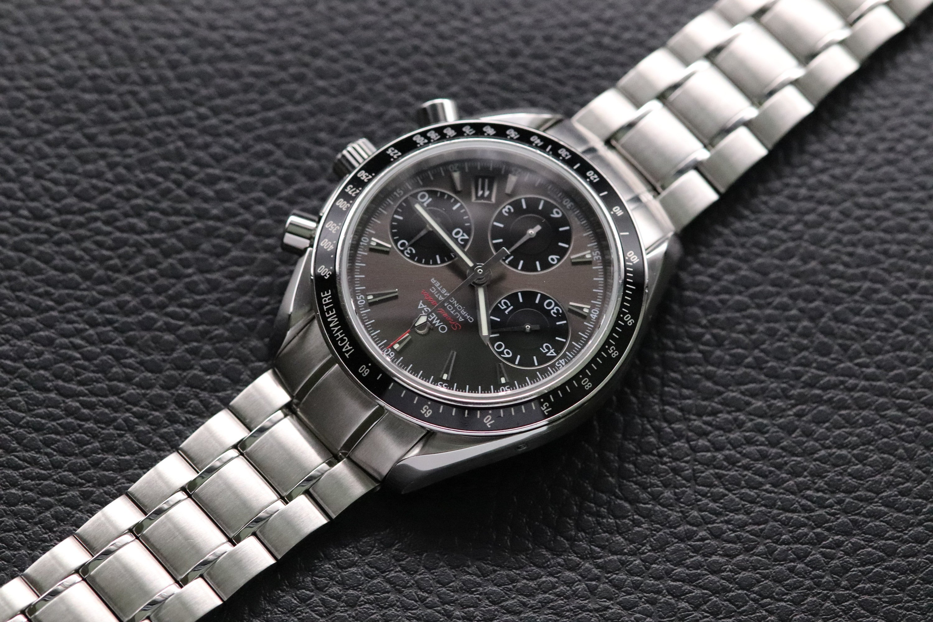 Omega Speedmaster 323.30.40.40.06.001 Fullset 2015 Box+Paper