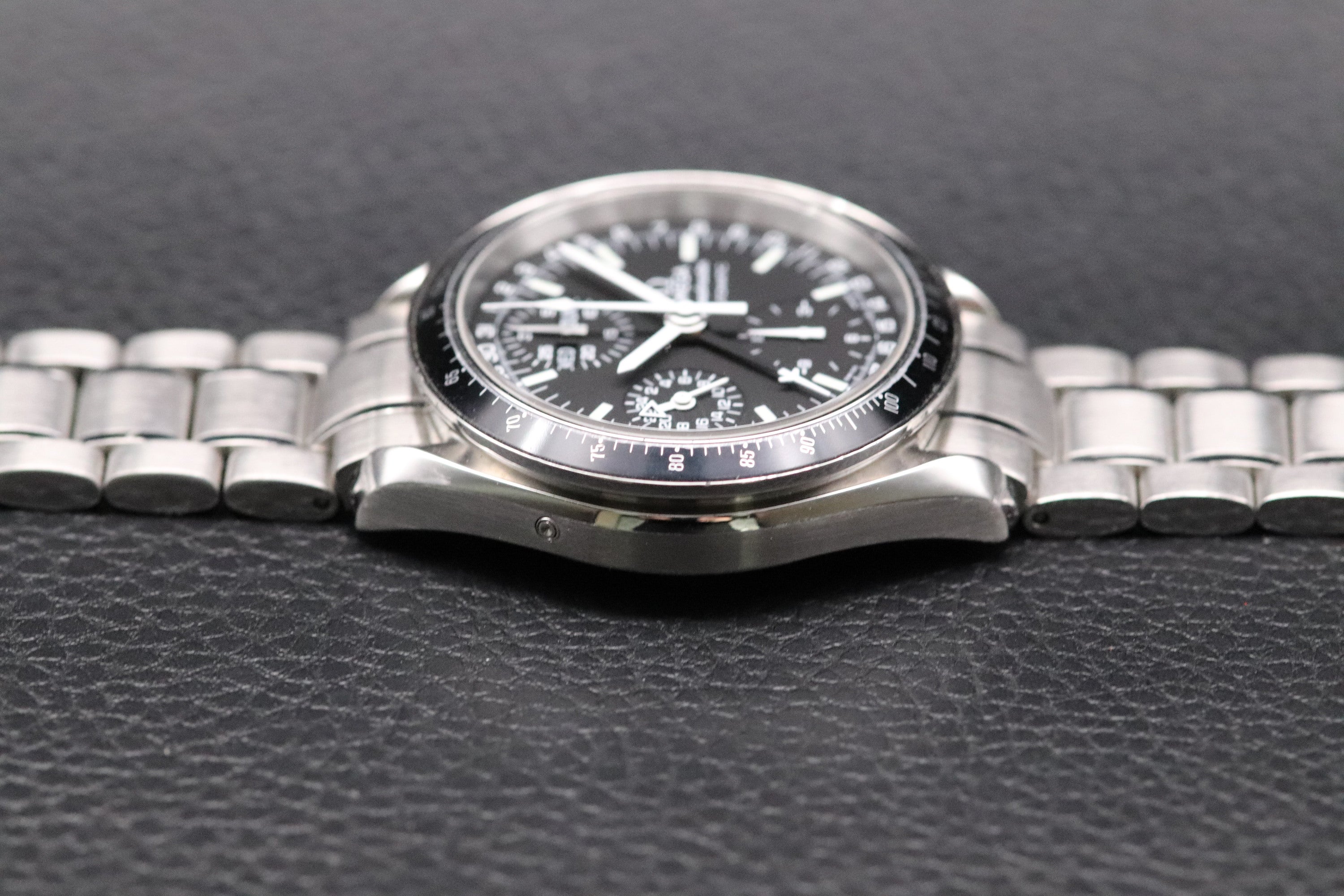 Omega Speedmaster Day Date 3520.50 Black Dial 2002 Papers