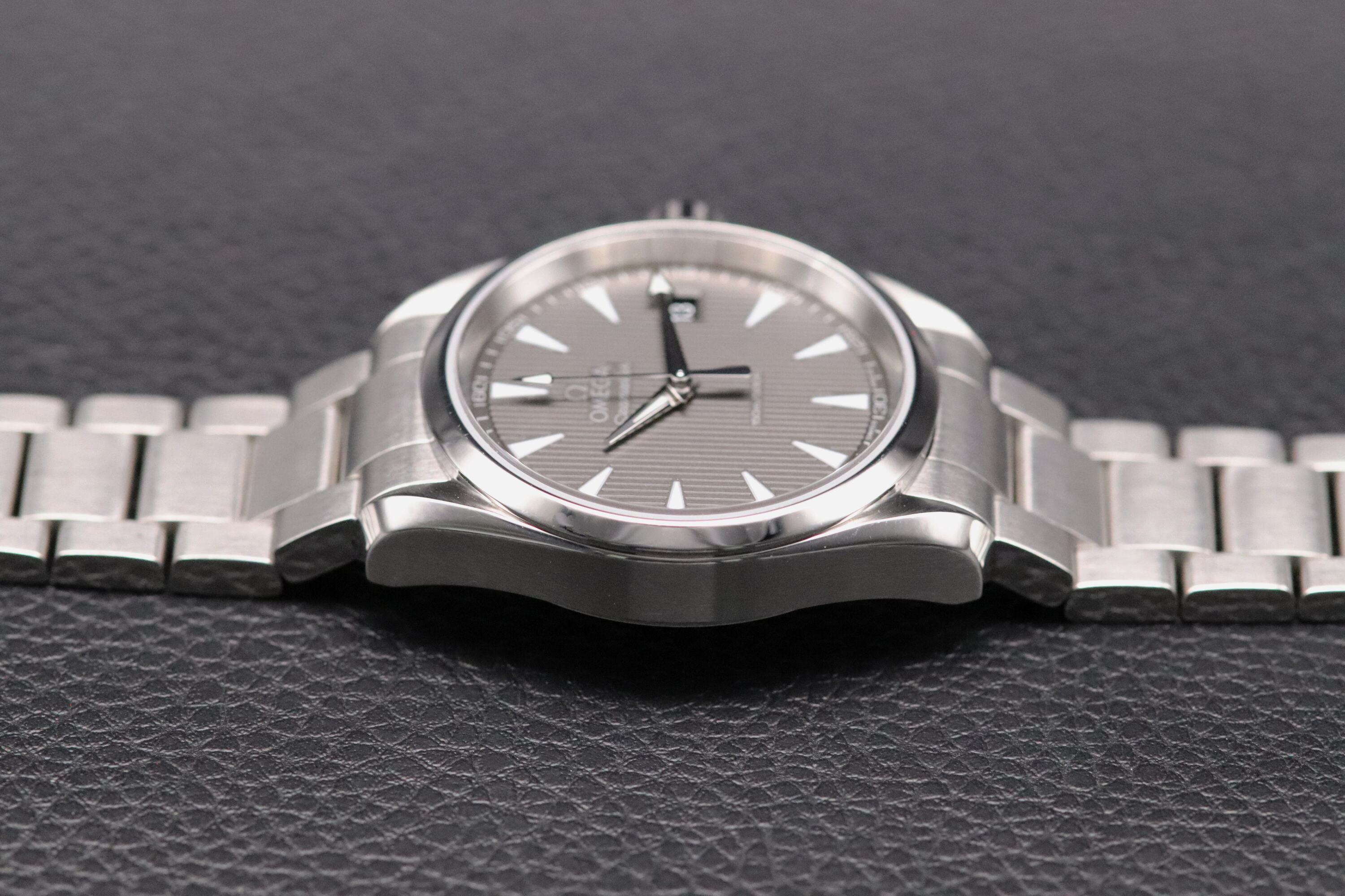 Omega Seamaster Aqua Terra 231.10.39.60.06.001 Grey Dial Fullset 2015 Box+Paper