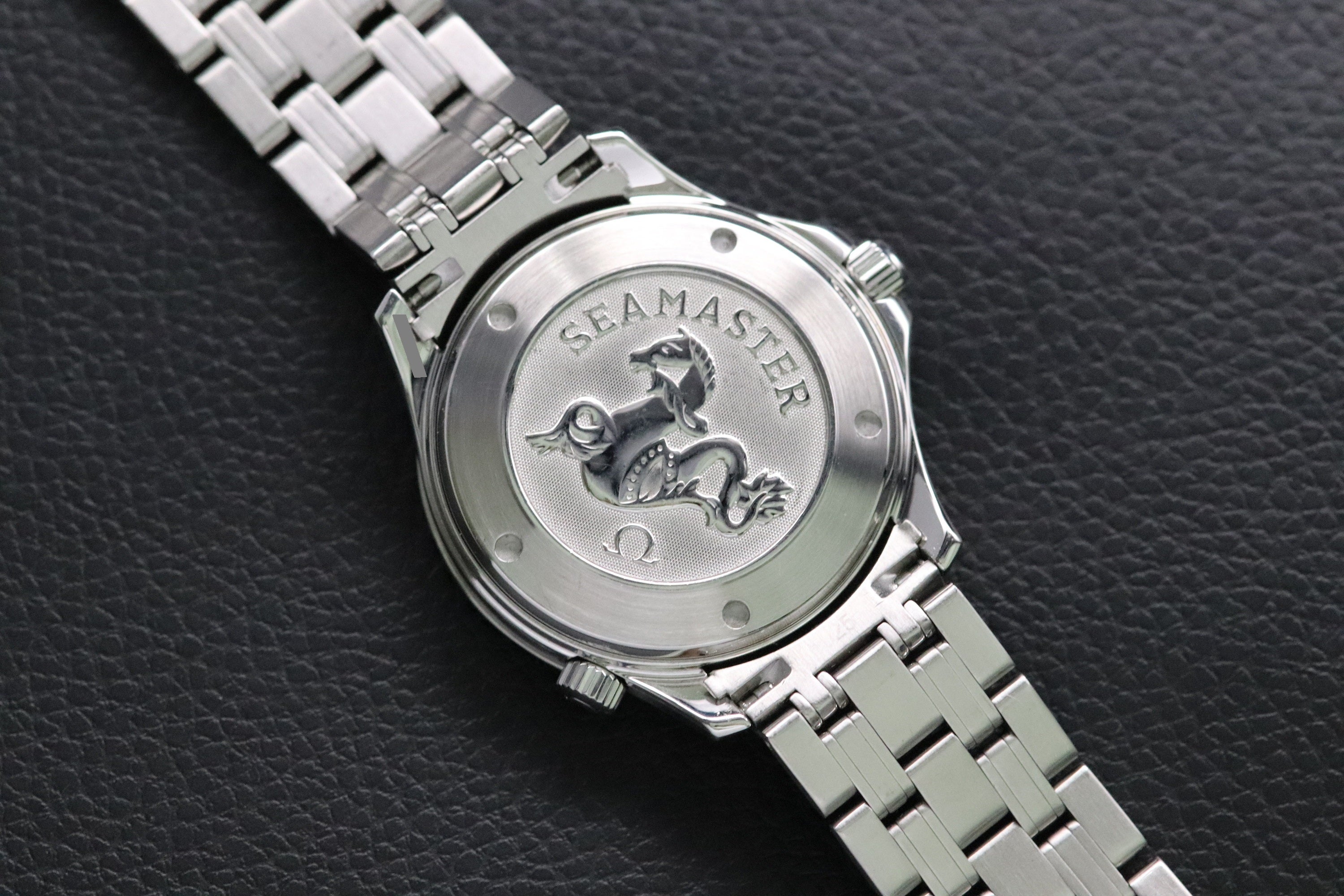 Omega Seamaster Diver 2220.80 Blue Dial 2009