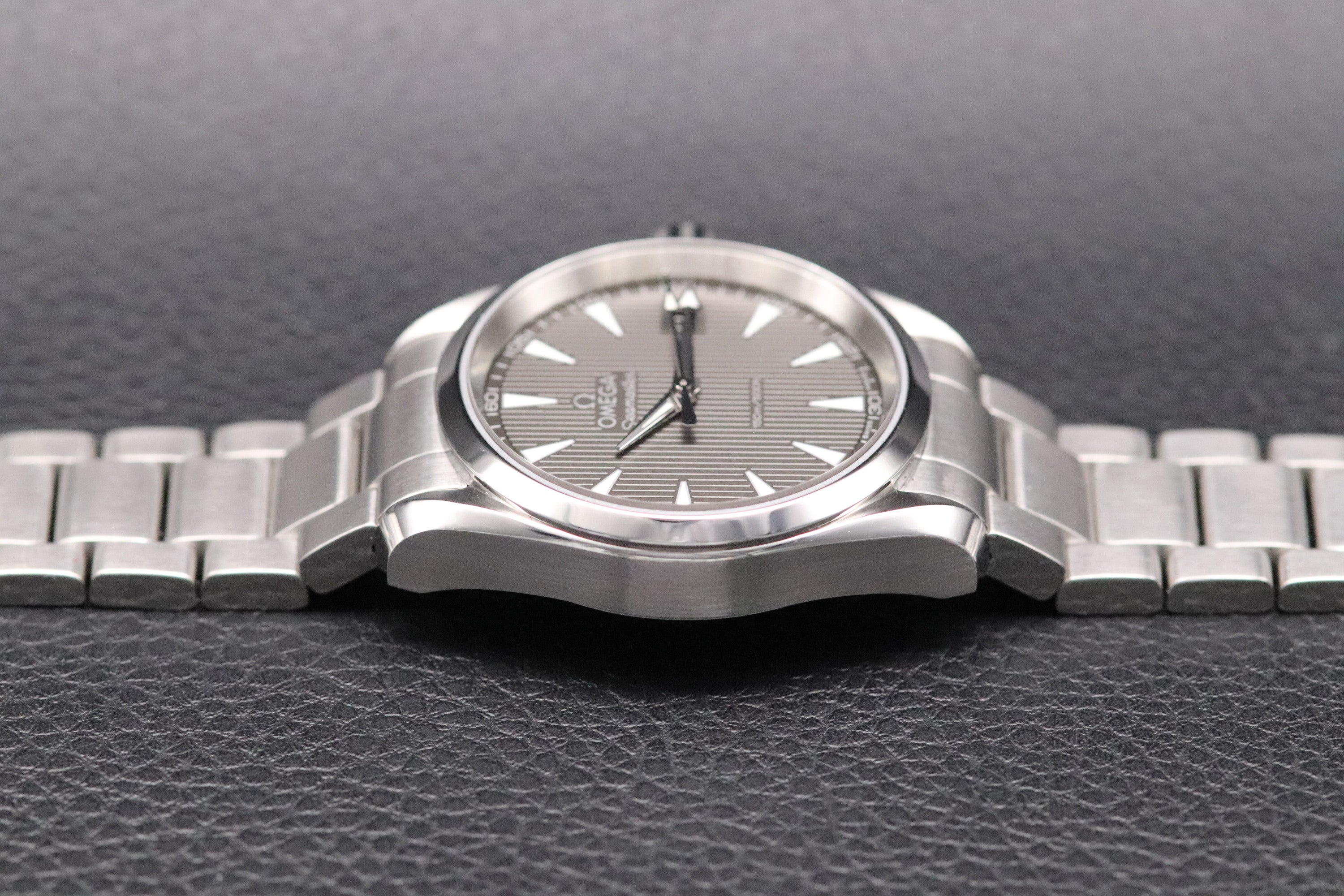 Omega Seamaster Aqua Terra 231.10.39.60.06.001 FULLSET 2017 Box + PAPERS