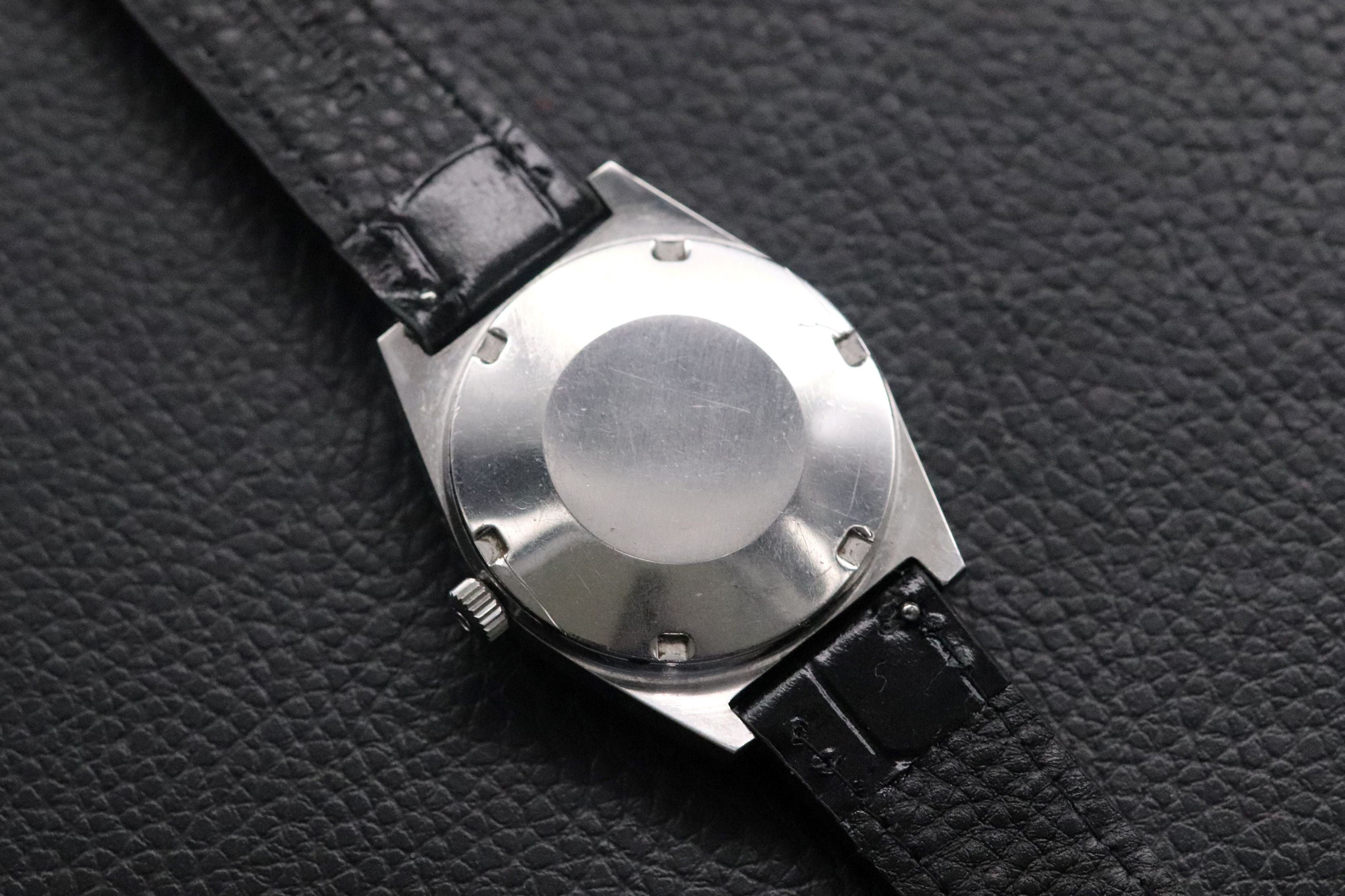 Omega Date Day Guilloche 166.0141