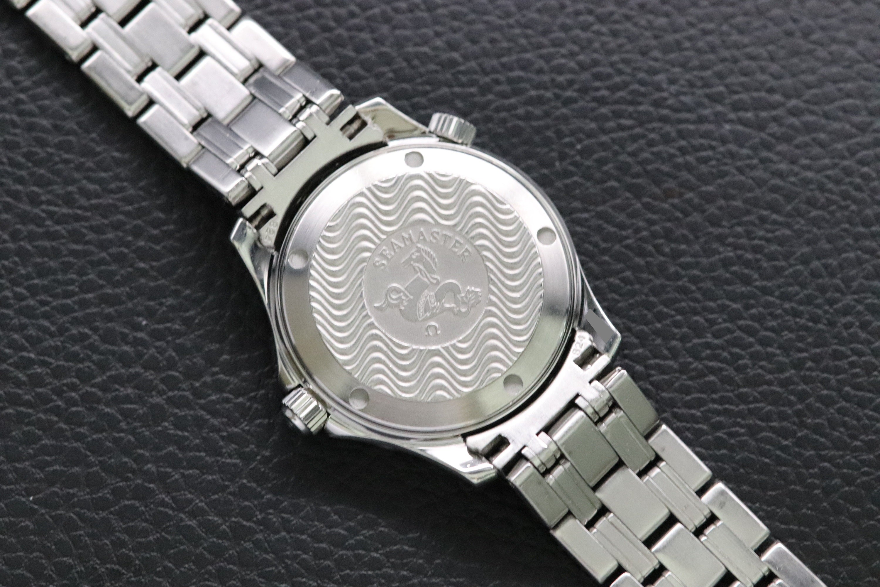 Omega Seamaster 300 2561.80 Blue Dial 1995 Paper