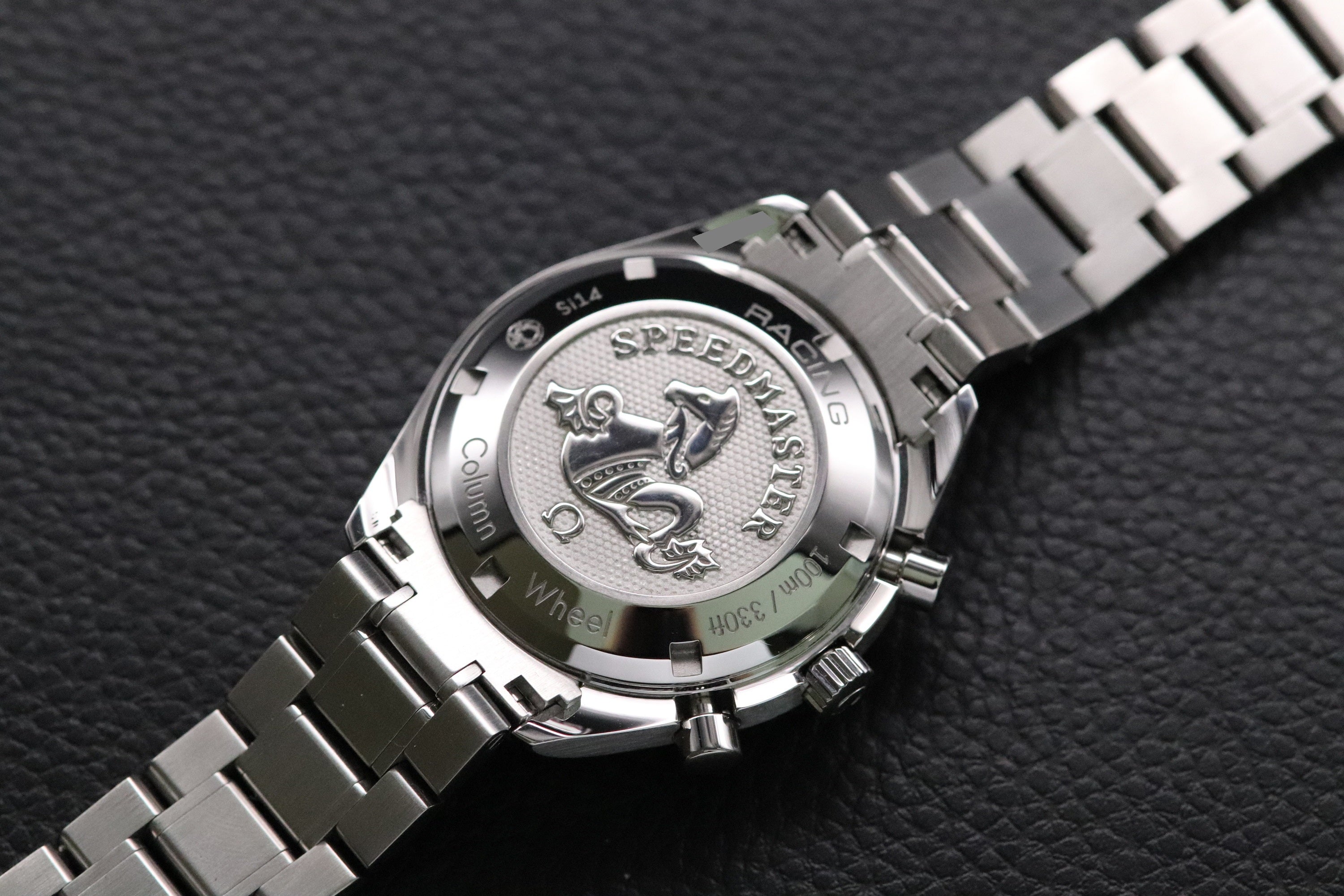 Omega Speedmaster Racing 326.30.40.50.01.002 Panda 2022 Fullset