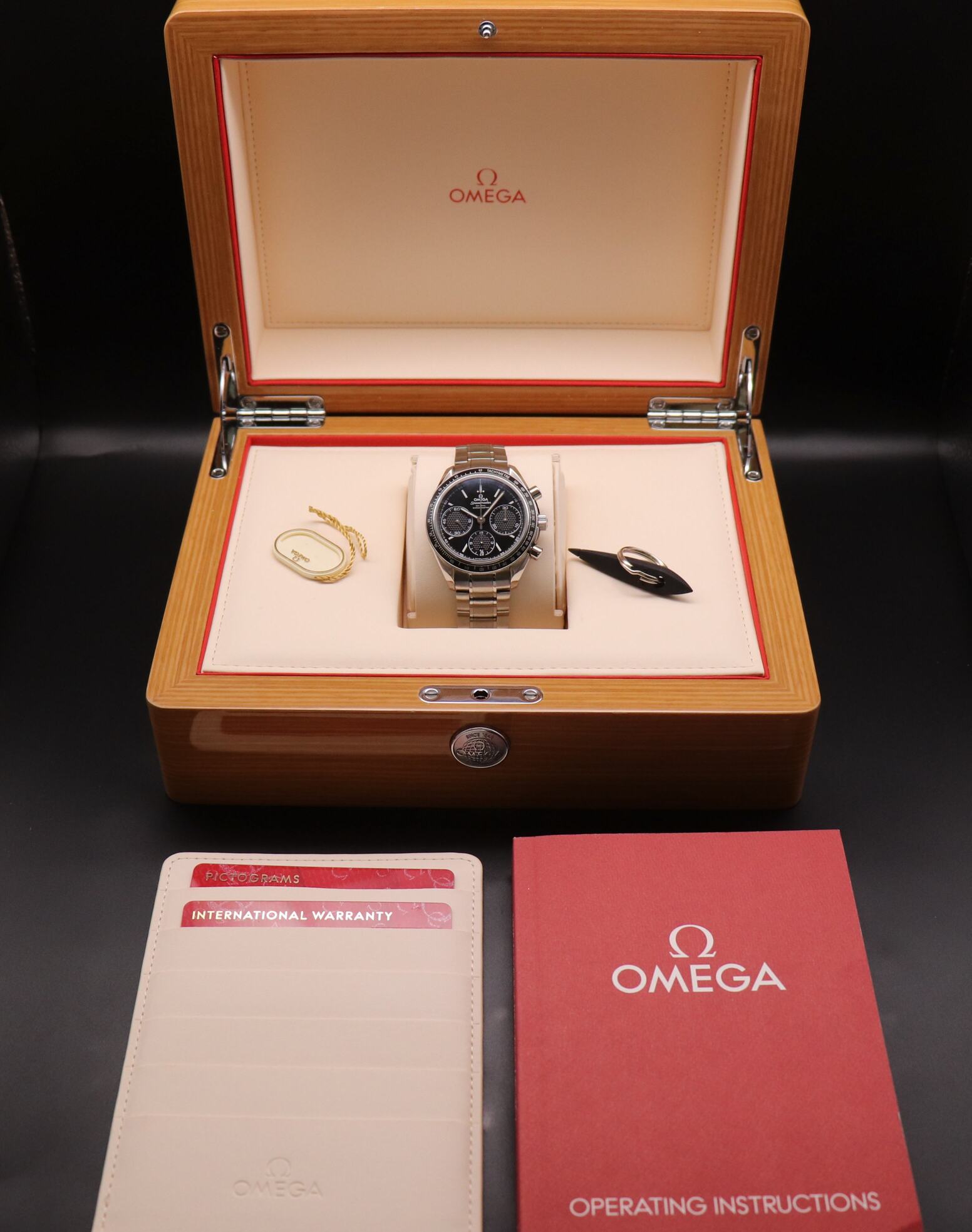 Omega Speedmaster Racing 326.30.40.50.01.001 Fullset 2021 Box+Paper
