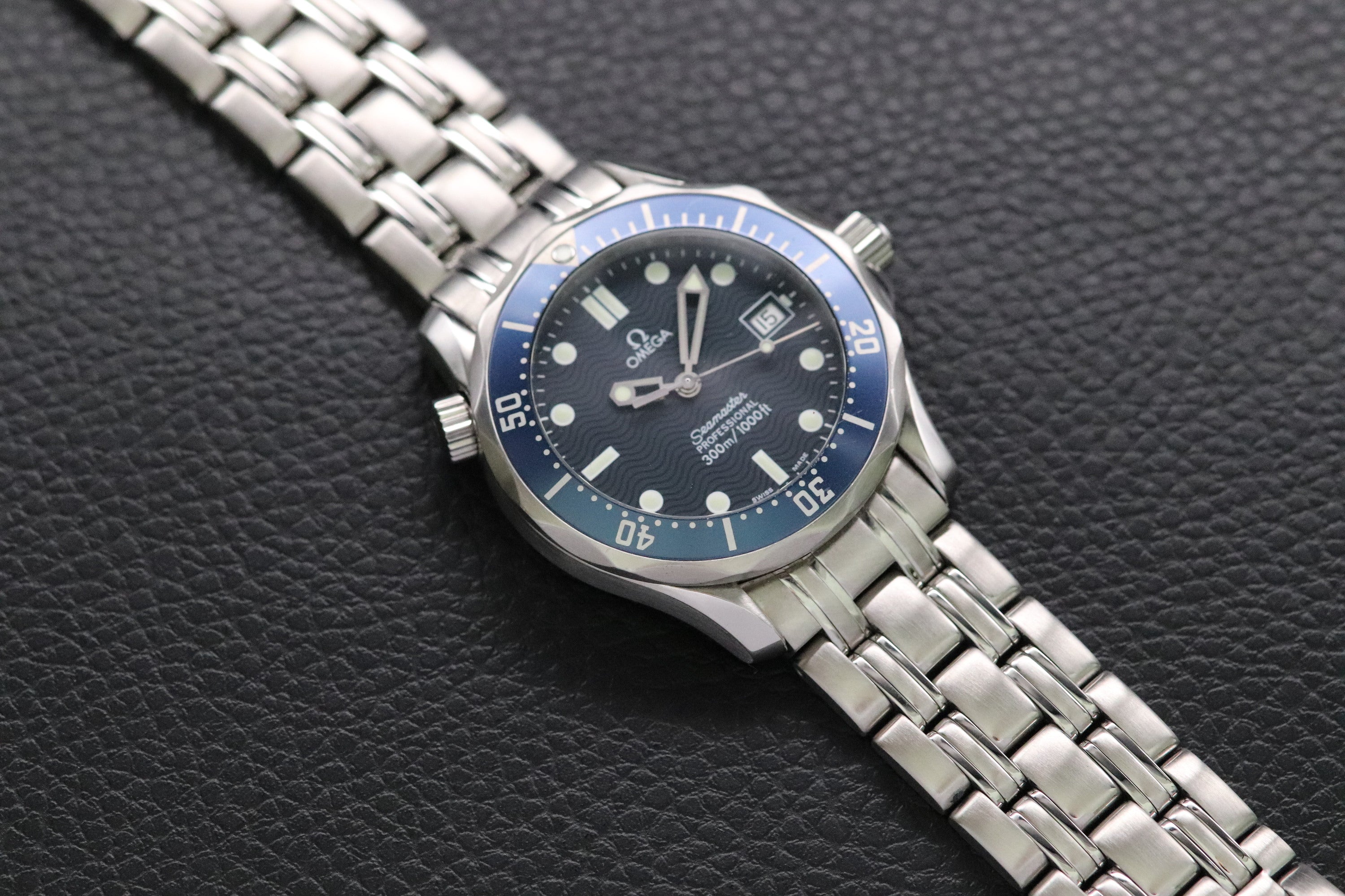 Omega Seamaster 300 2561.80 Blue Dial 1998