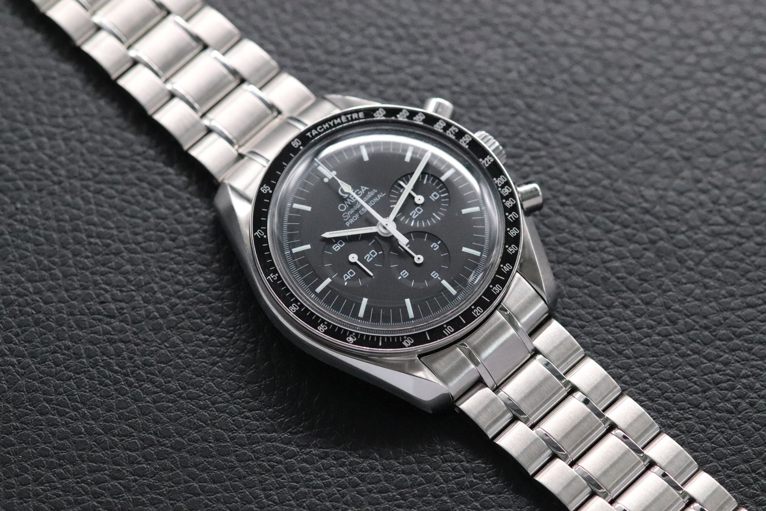 Omega Speedmaster Moonwatch 3570.50 Black Dial 2005