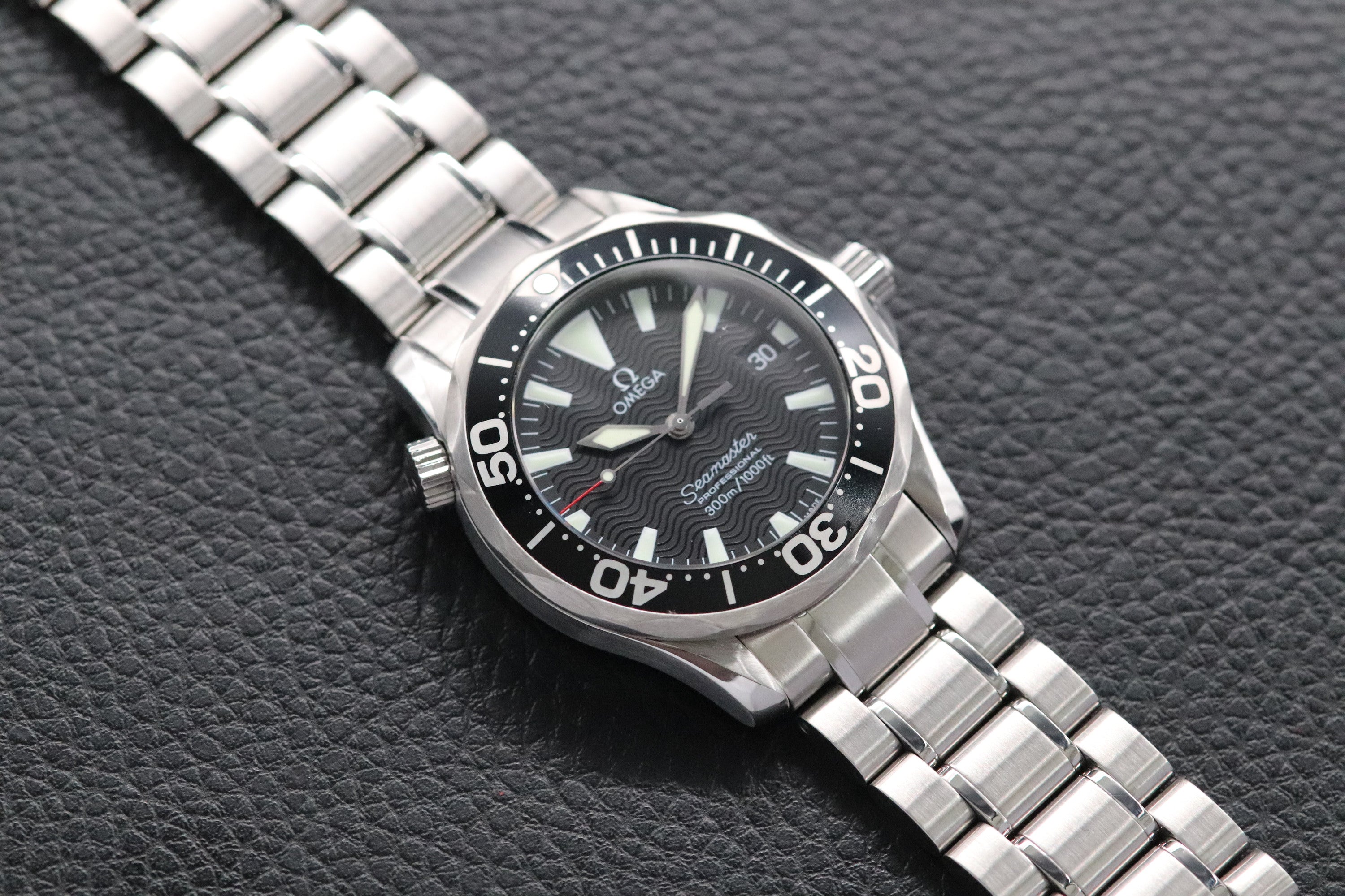 Omega Seamaster 300 2262.50 Black Dial 2005