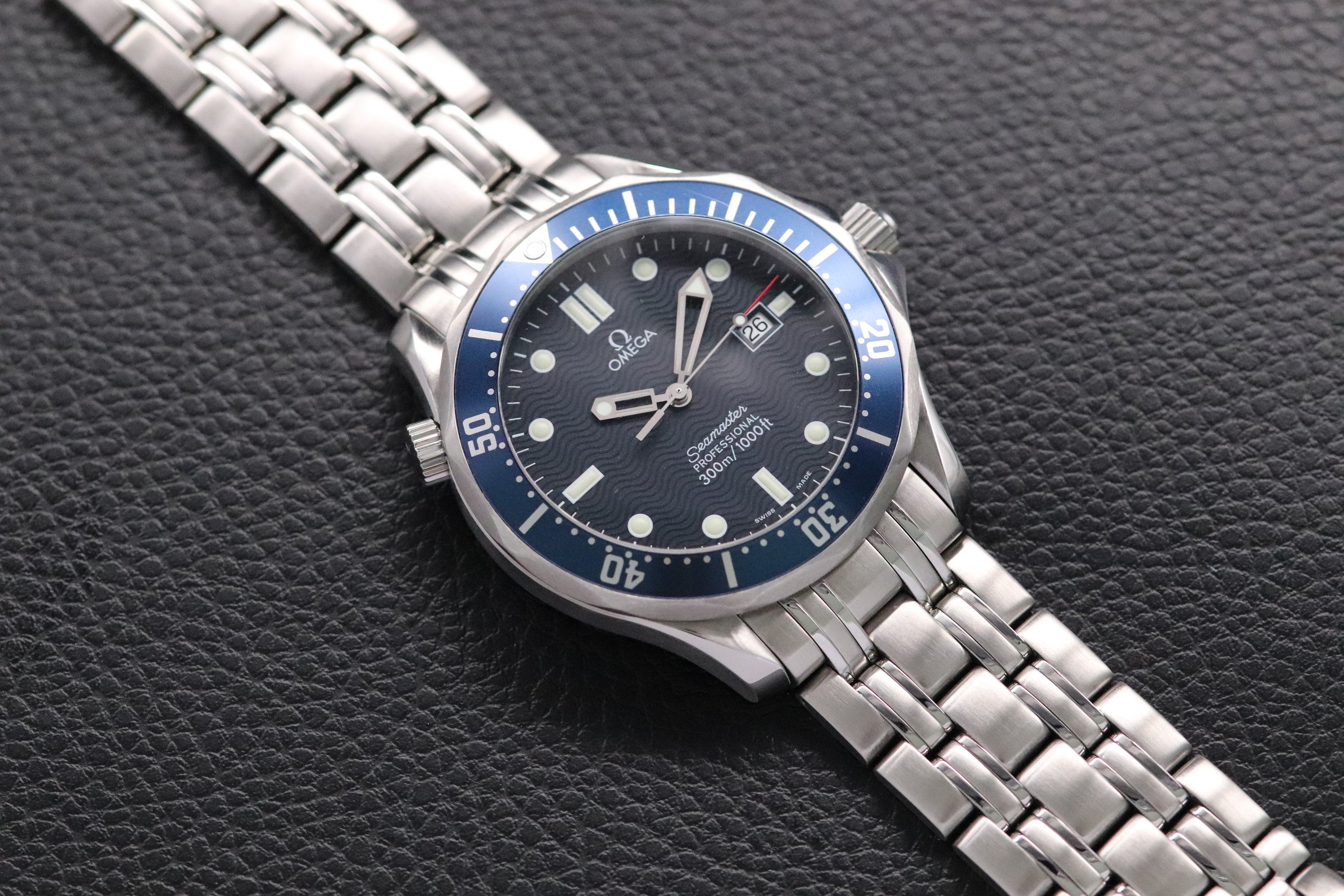 Omega Seamaster James Bond 2541.80 Blue 1998
