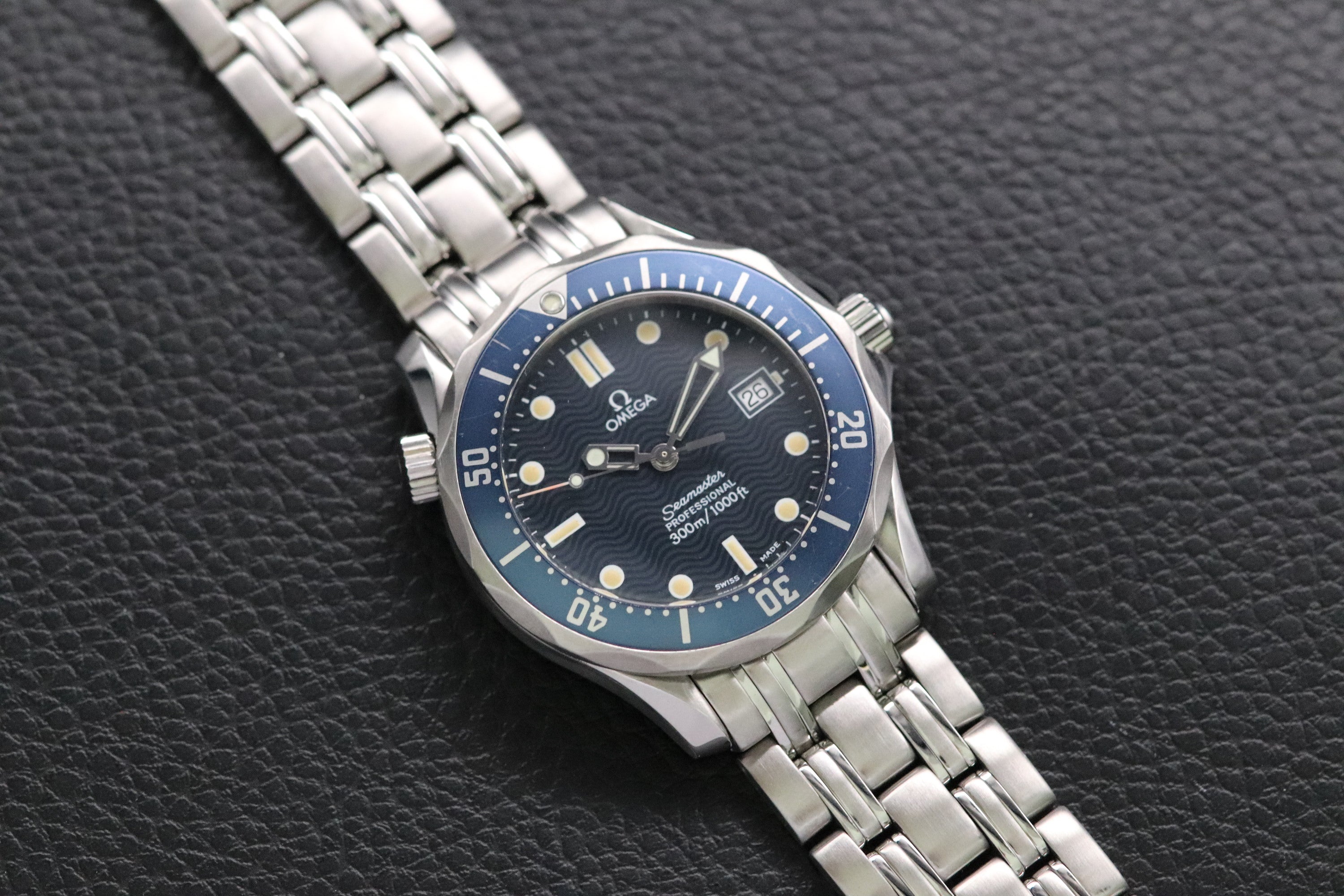 Omega Seamaster 300 2561.80 Blue Dial 1995 Paper