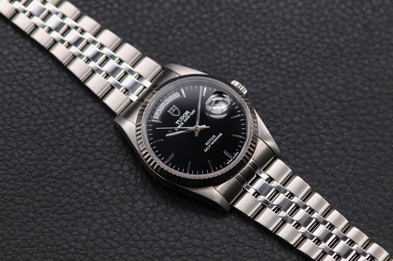 Tudor Prince Date-Day 76214