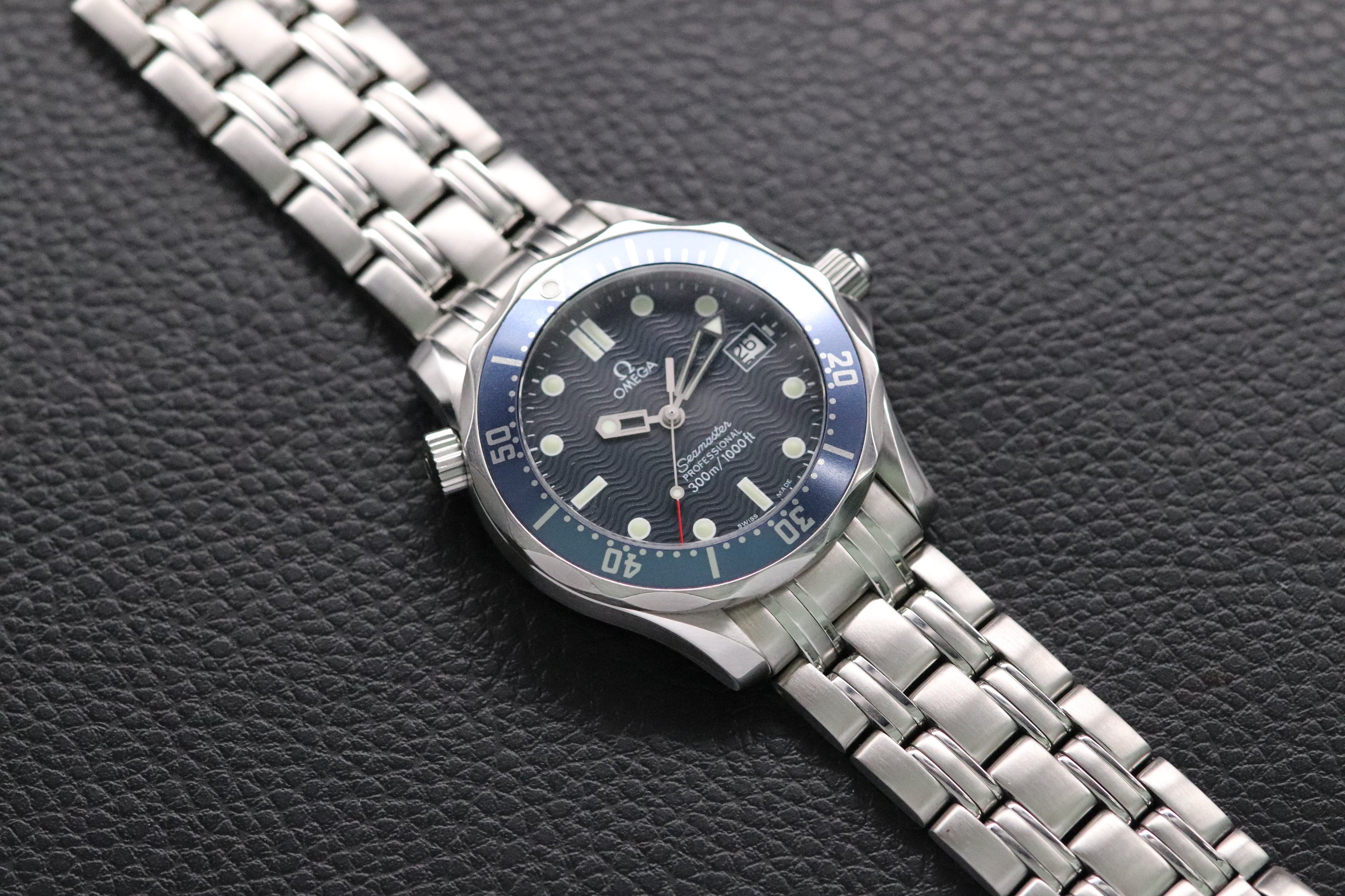 Omega Seamaster 300 2561.80 Blue Dial 2008 Paper