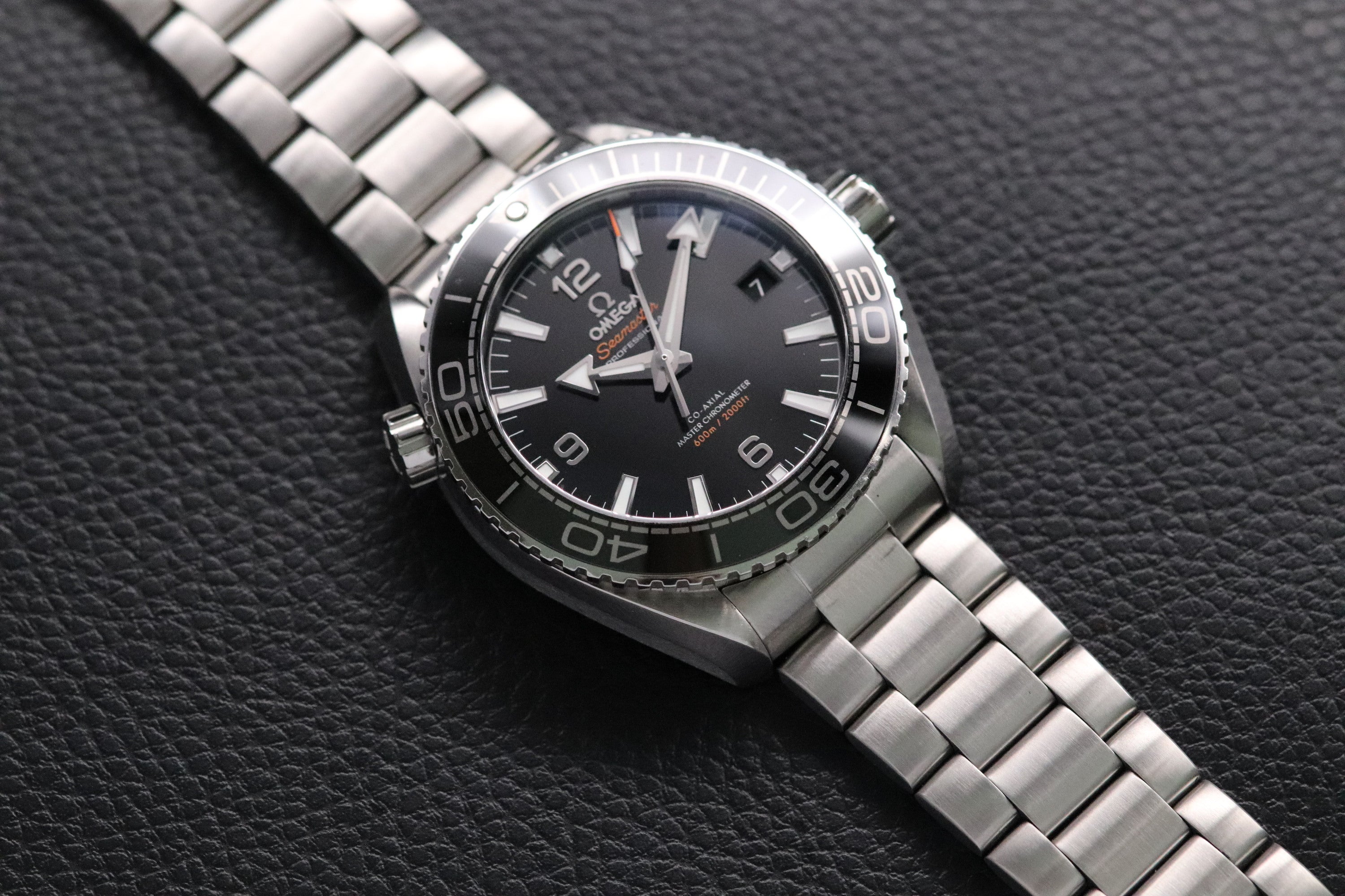 Omega Seamaster Planet Ocean 215.30.44.21.03.001 Fullset 2022 Box+Papers