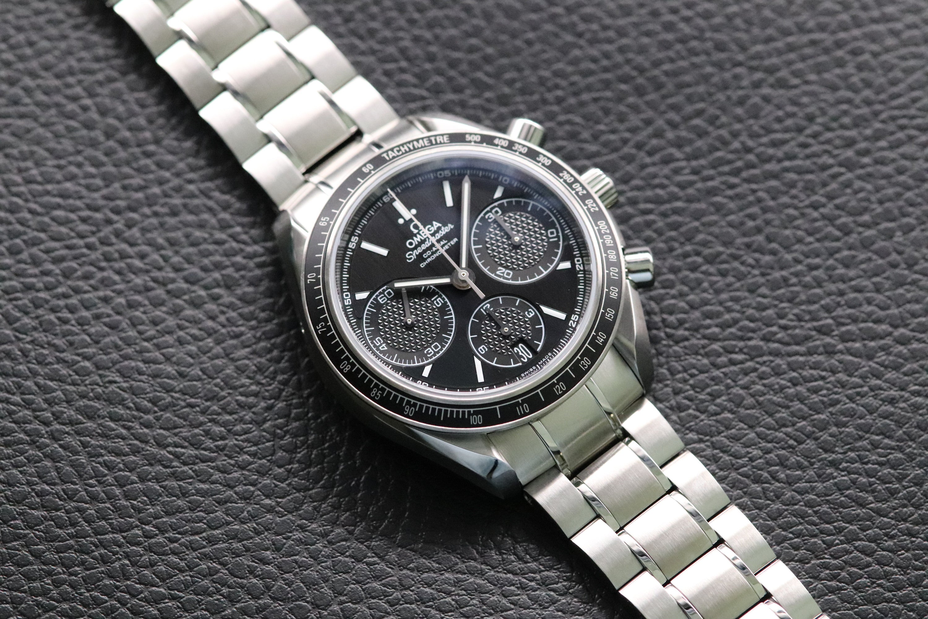 Omega Speedmaster Racing 326.30.40.50.01.001 Fullset 2025 Box+Paper