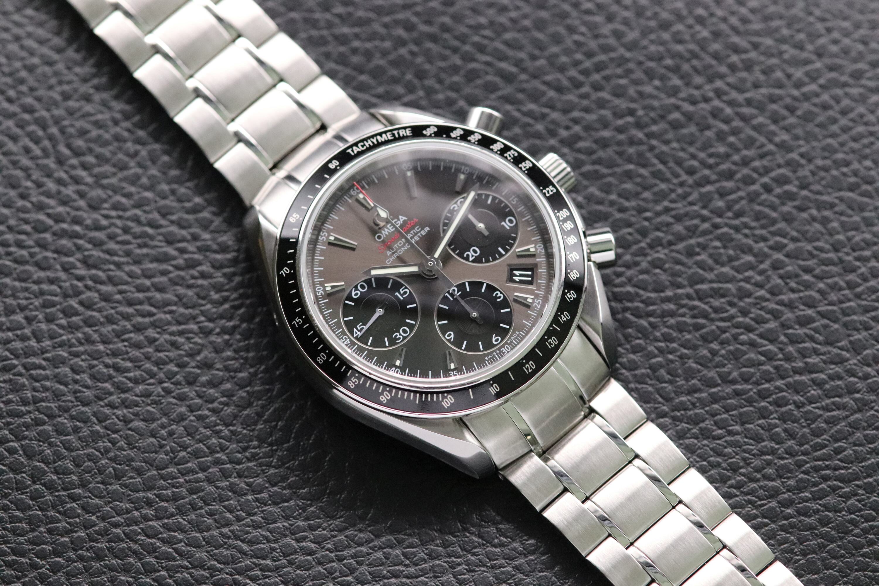 Omega Speedmaster 323.30.40.40.06.001 Fullset 2015 Box+Paper
