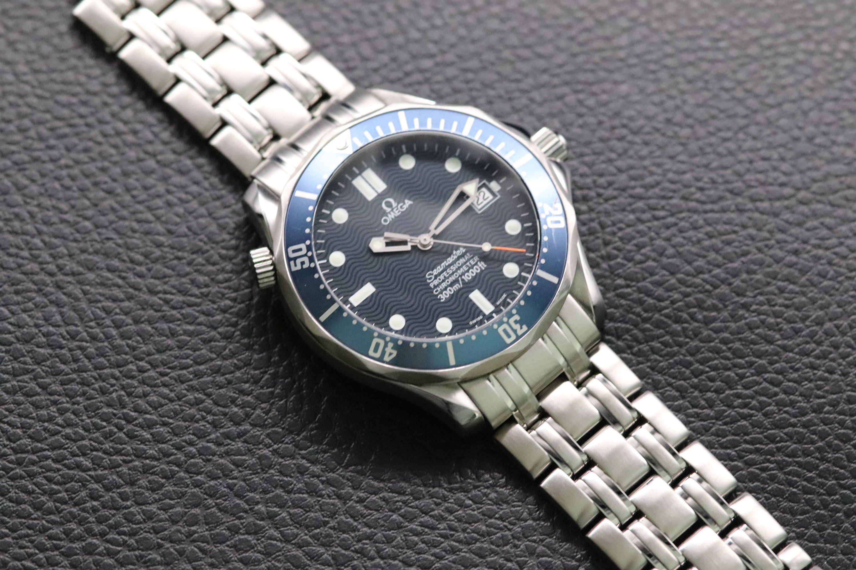 Omega Seamaster 2531.80 James Bond 1999 Papers