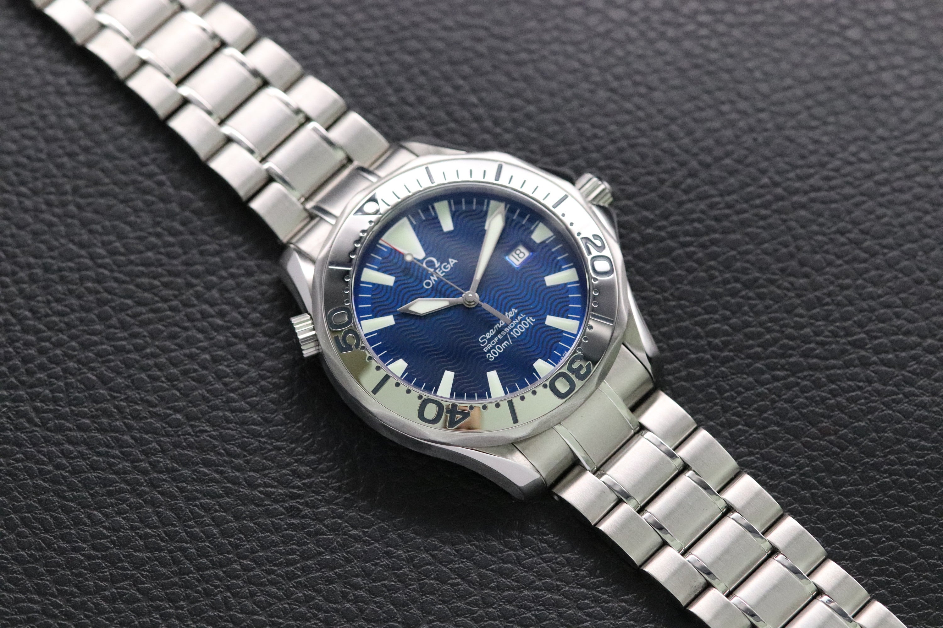 Omega Seamaster Diver 2265.80 Blue Dial 2000 Papers