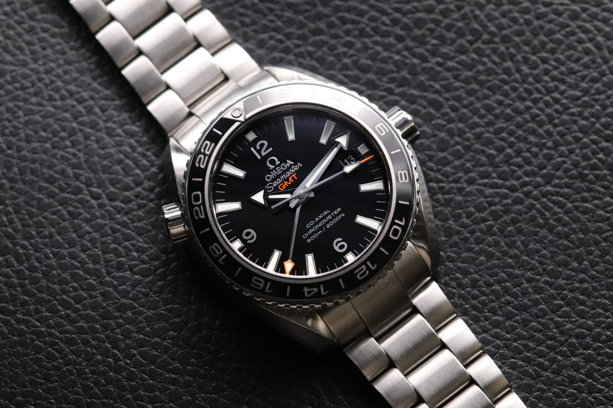 Omega Seamaster Planet Ocean 600M GMT 232.30.44.22.01.001 Fullset 2017 Box+Papers