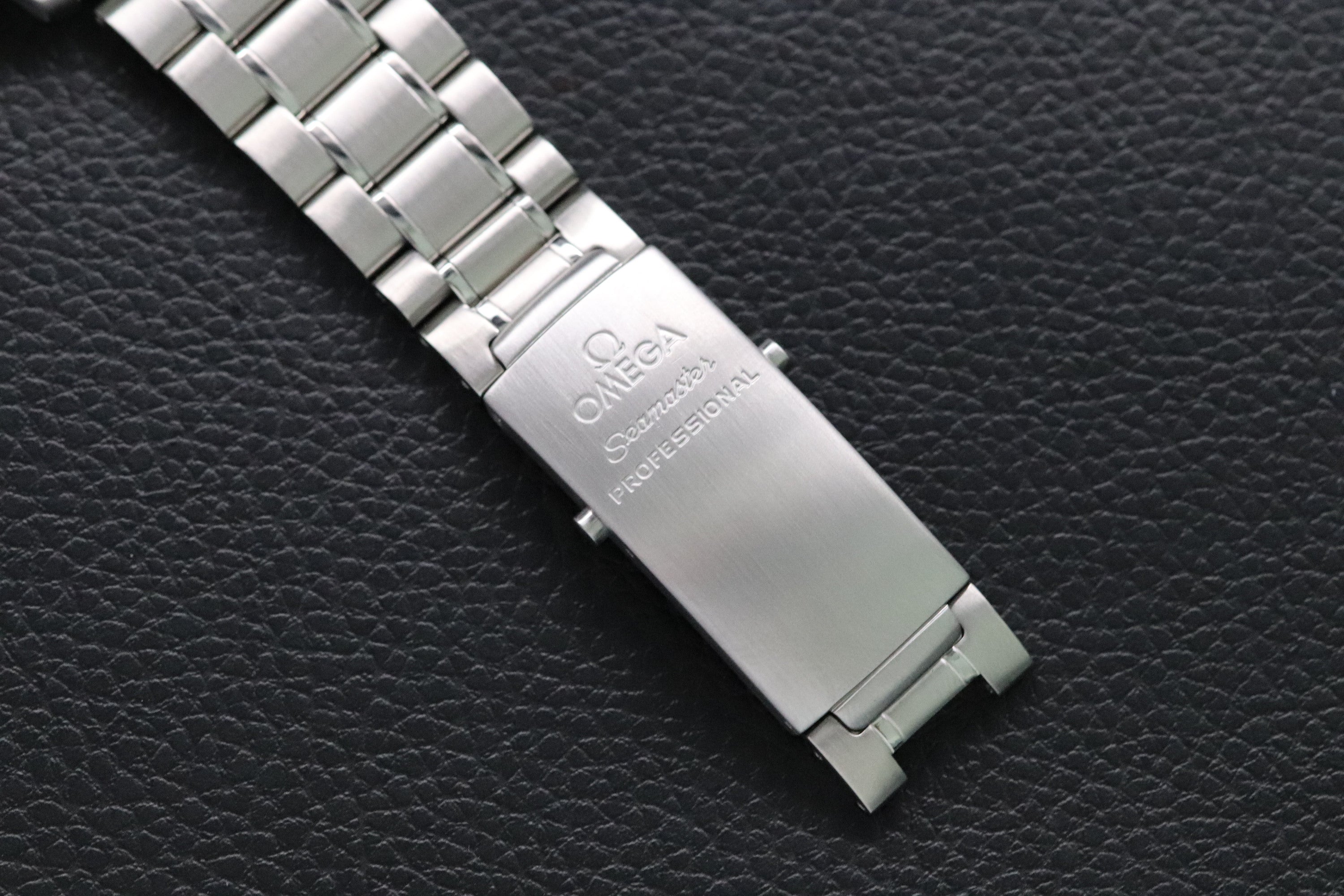 Omega Seamaster 300 2254.50 Black Dial 2006